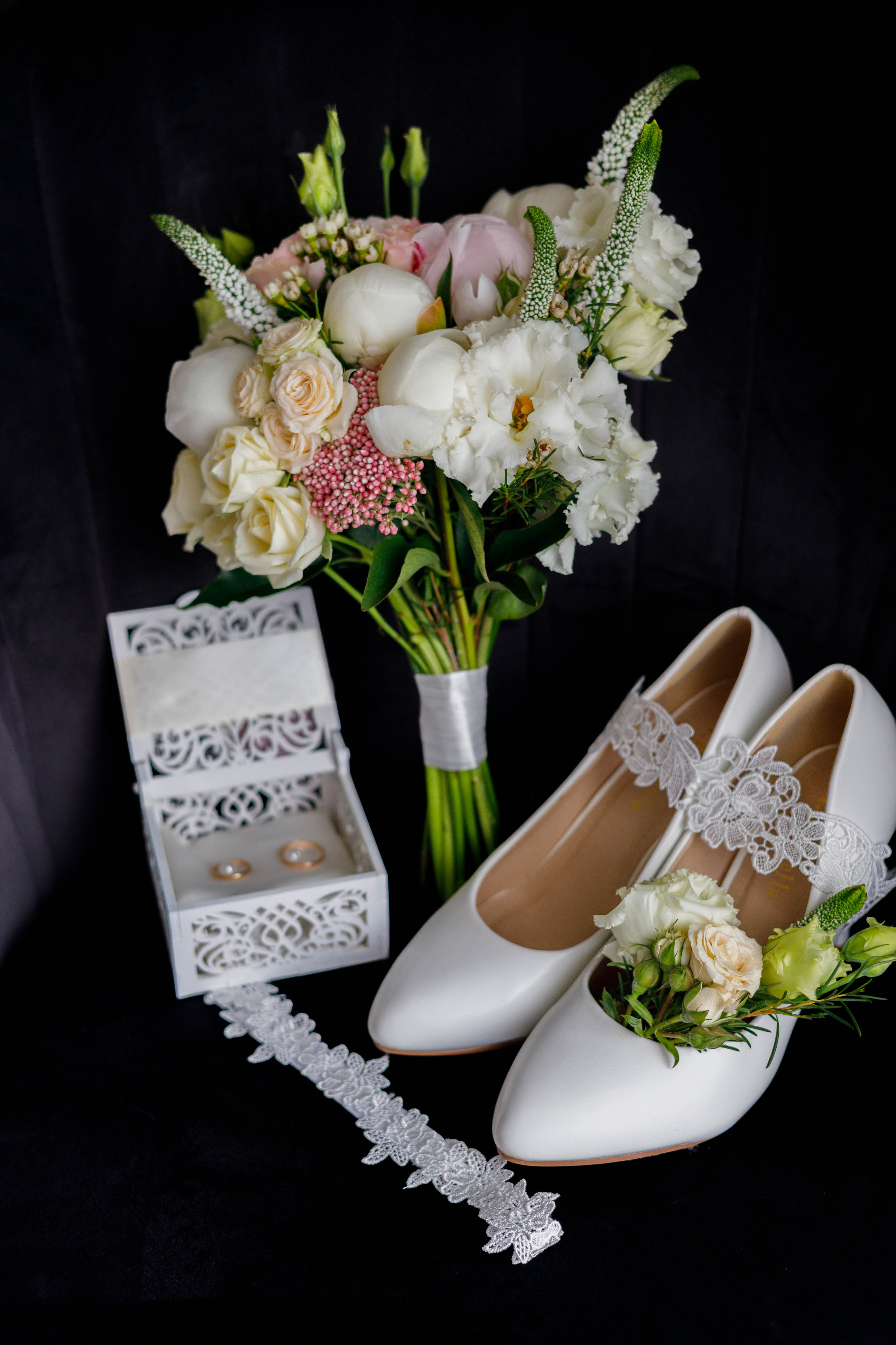 Сергей и Татьяна. Видеосьемка, фотосьемка свадеб, юбилеев, утренников в Краснодарском кр