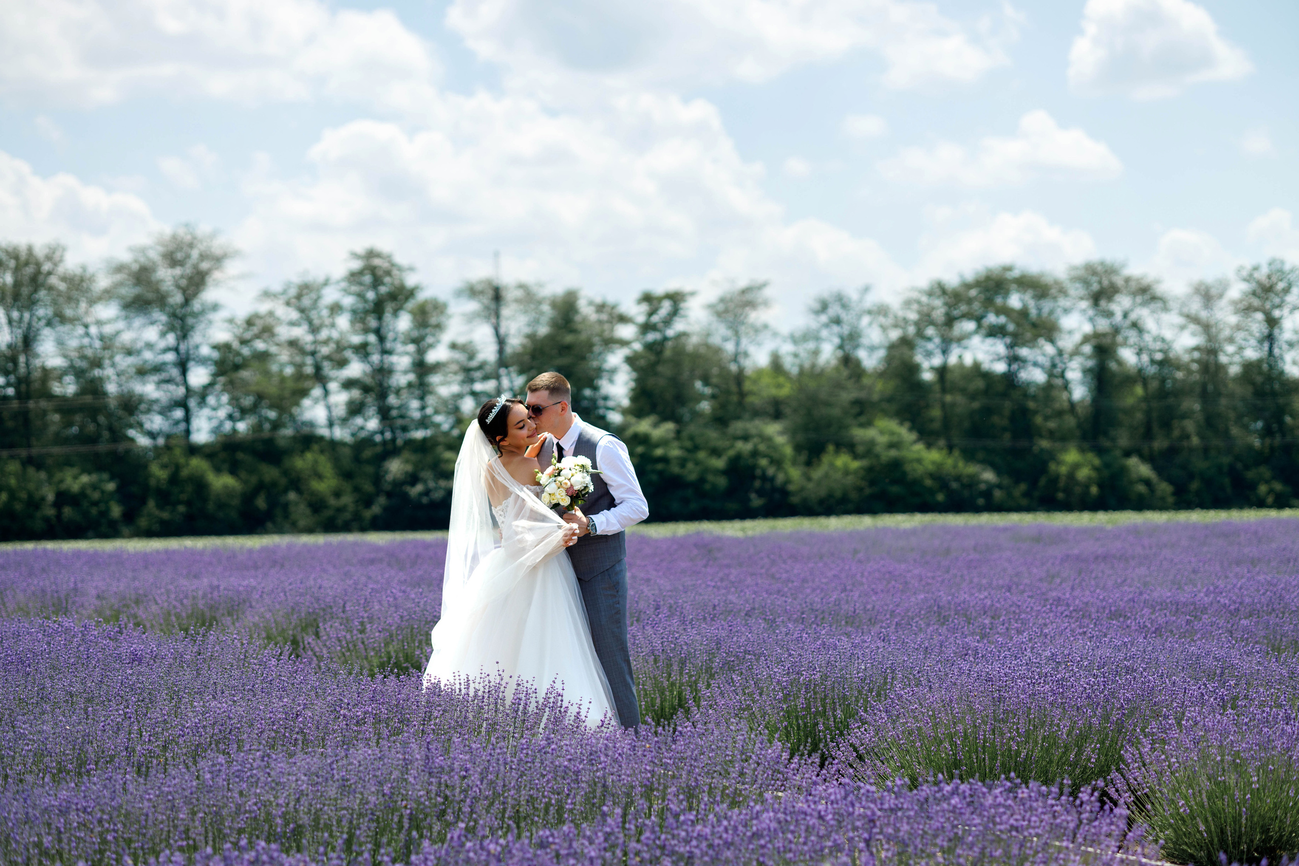 Сергей и Татьяна. Видеосьемка, фотосьемка свадеб, юбилеев, утренников в Краснодарском кр