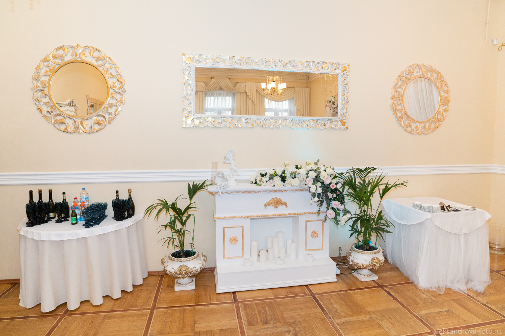Дворец бракосочетания 2  - фуршетный зал