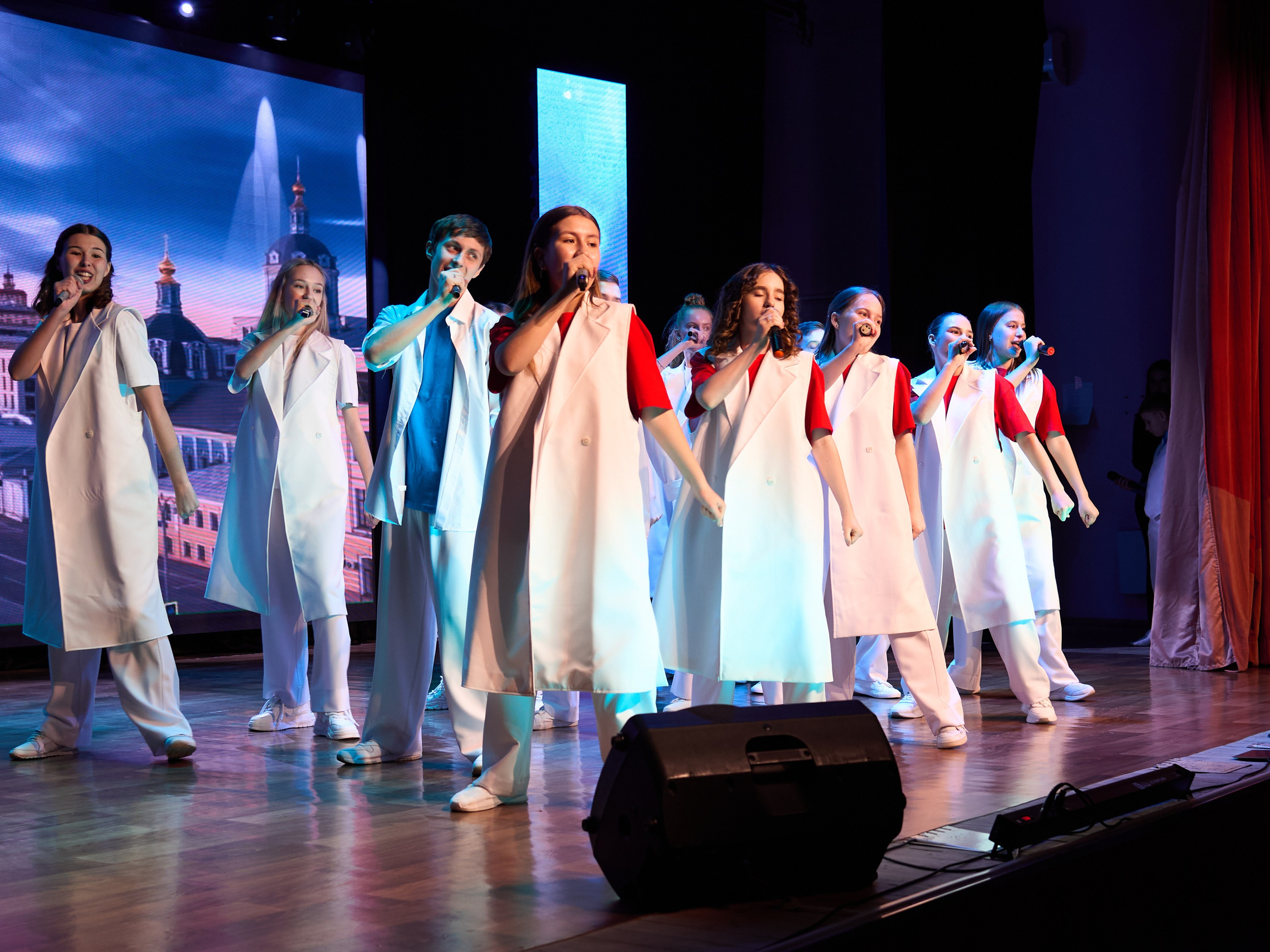 Концерт учащихся ДШИ № 18 «Мы делаем выбор сами». [fXph] Фотограф Масликов Илья. Съёмка мероприятий в Ленинске-Кузнецком