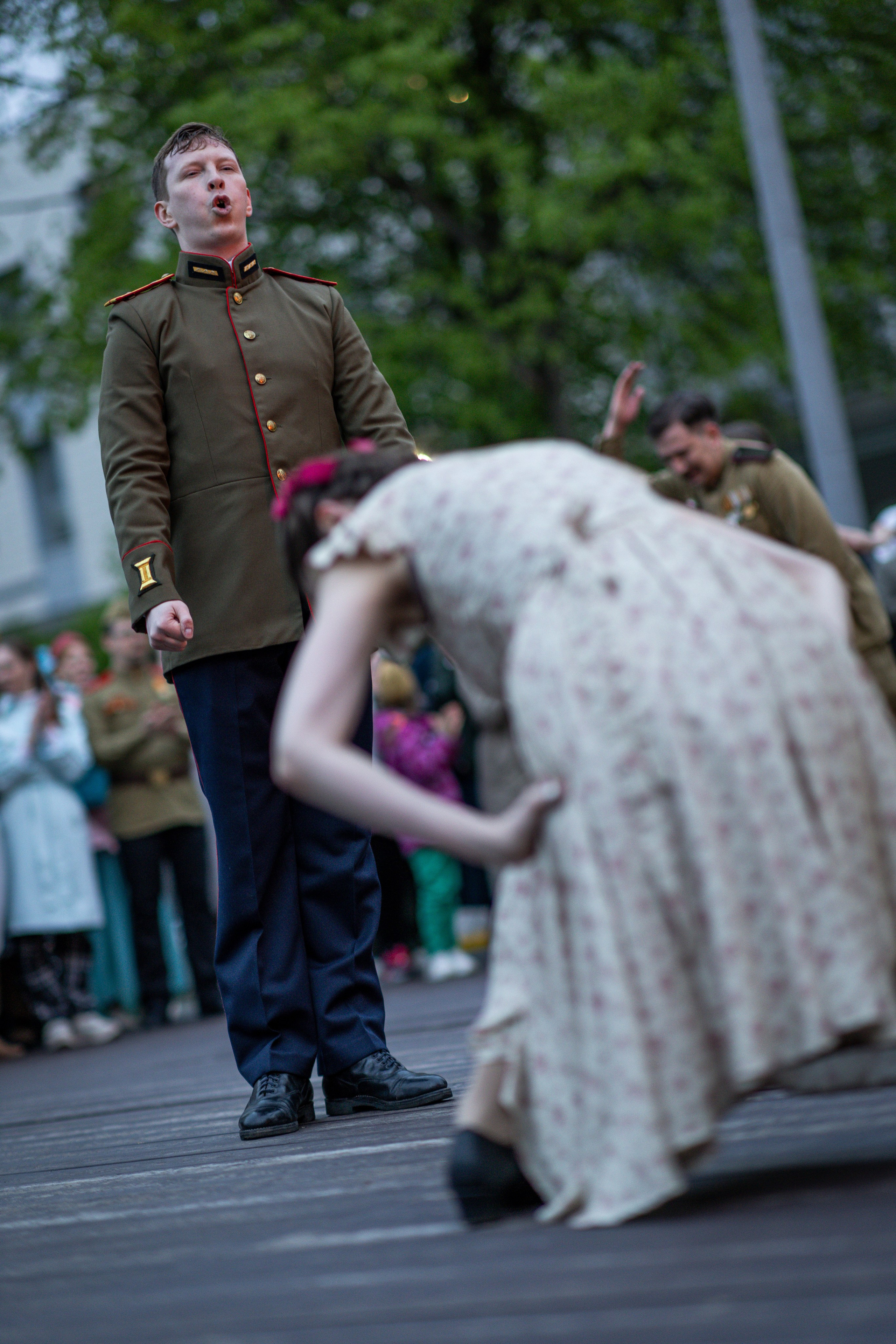 Бал Победы в саду Эрмитаж. Фотограф Сергей Ловкий