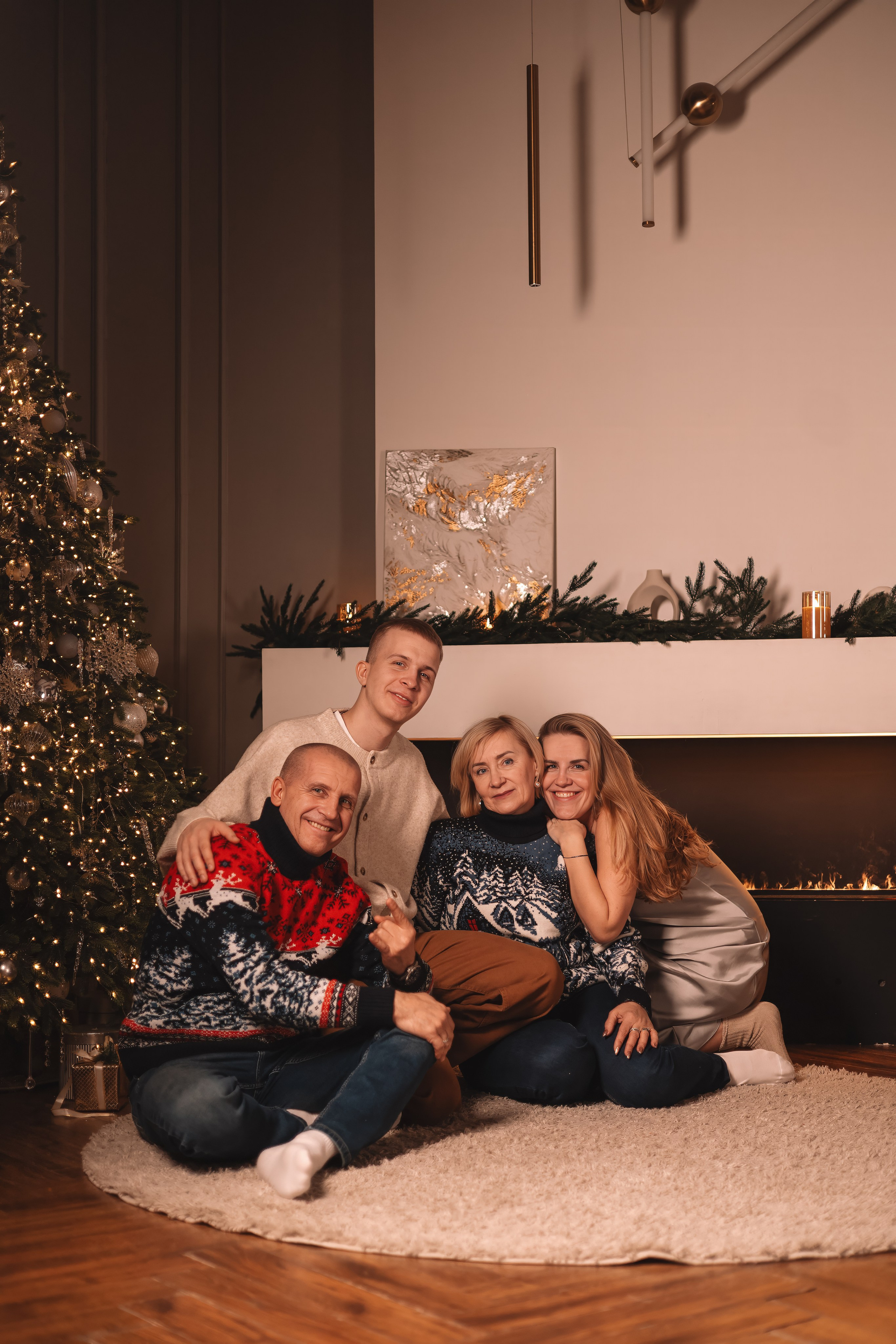 Максим и его семья