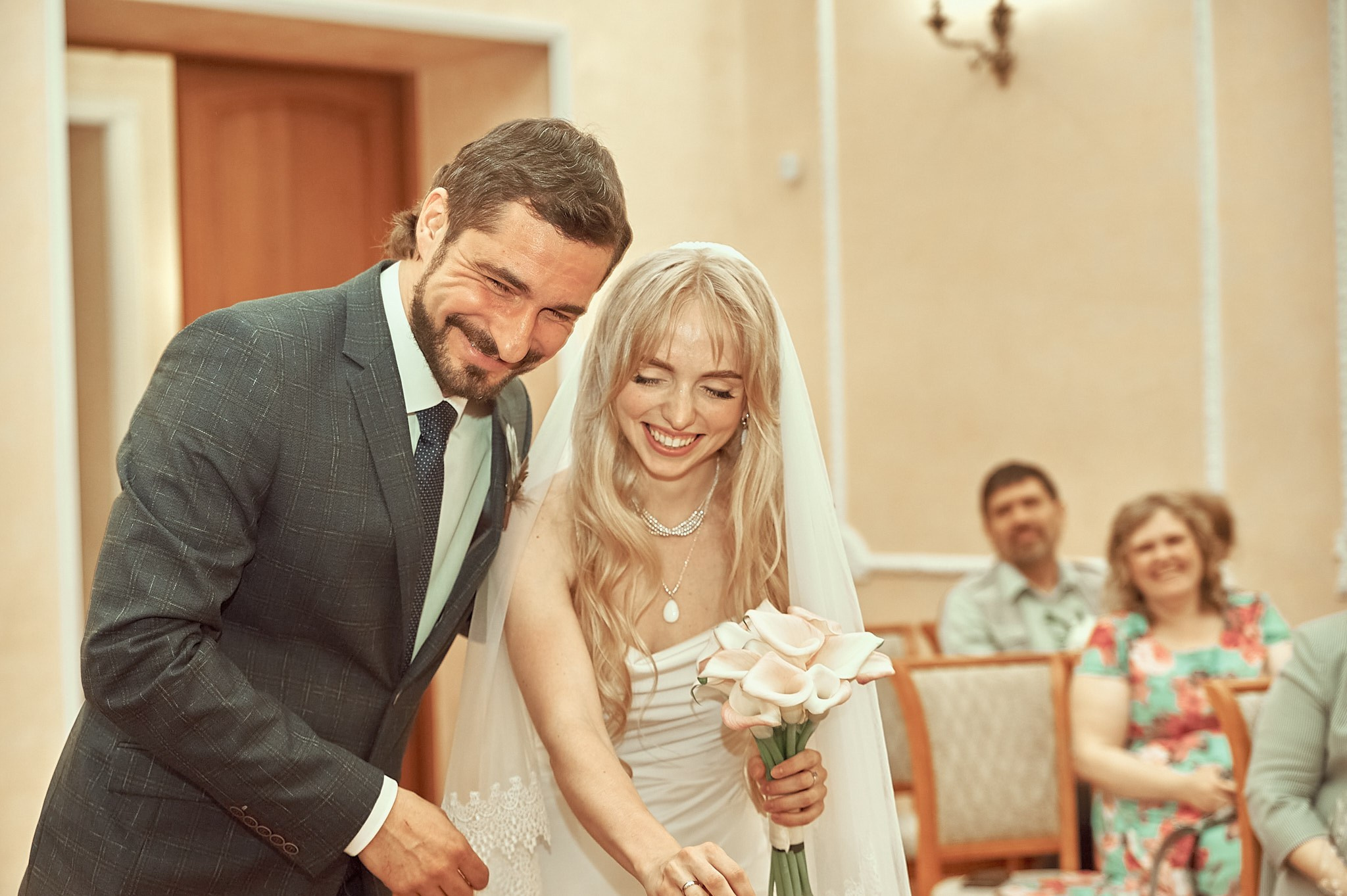 Свадебная съемка для Маргариты и Мирослава (Сборы невесты, ЗАГС). Женский фотограф в Череповце Даша Акулич