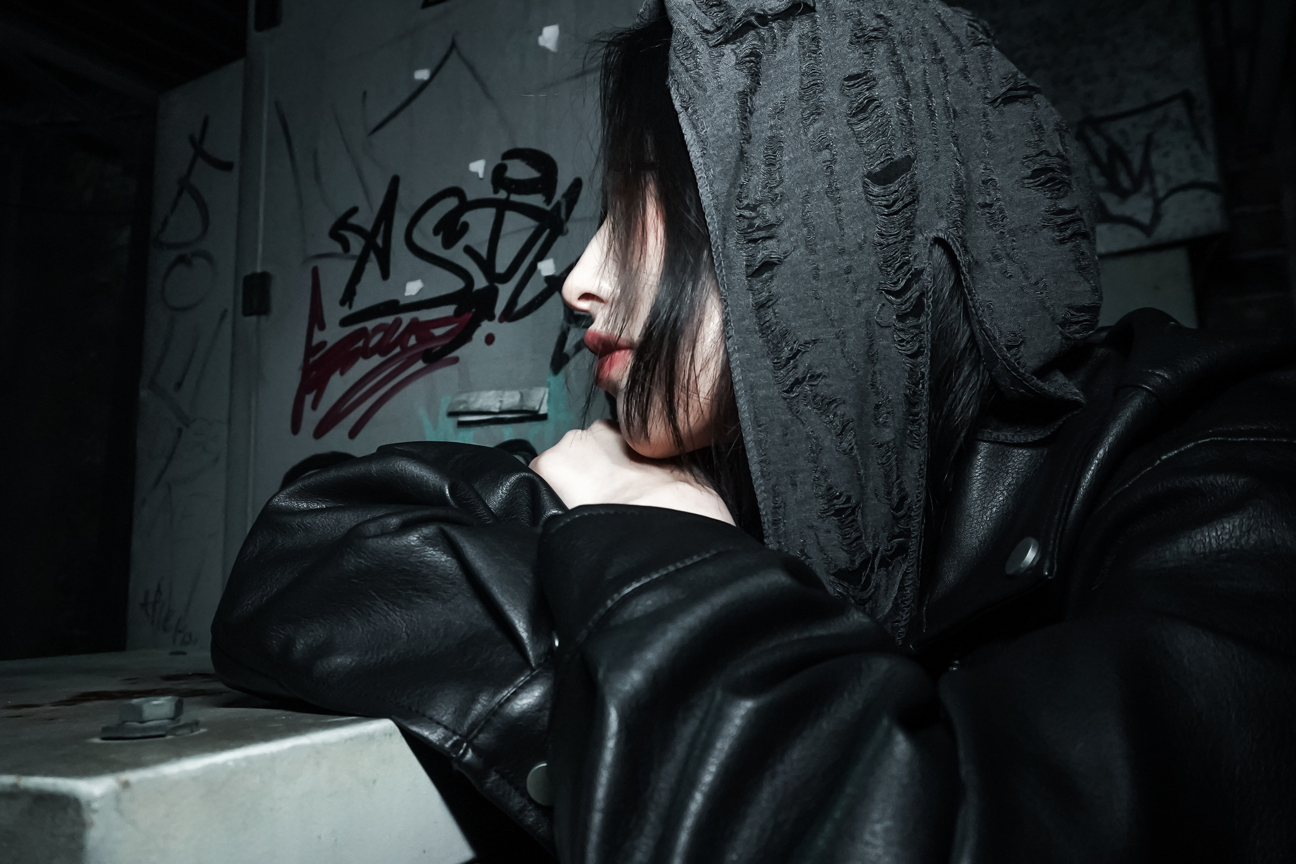 Music of the night. ANON — фотограф и дизайнер во Владивостоке
