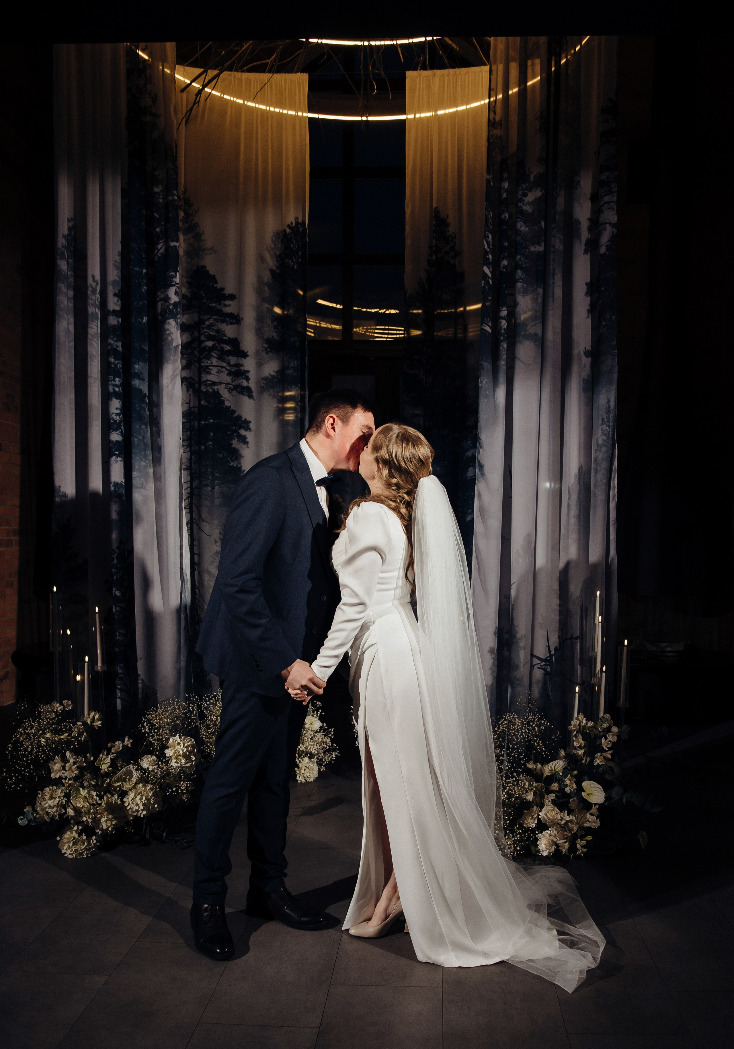 свадебная церемония красноярск, свадьба красноярск, координатор красноярск, свадебная арка красноярск, обмен кольцами, свадьба красноярск, свадебный организатор красноярск, организатор красноярск, организатор свадьбы красноярск, свадьба под ключ красноярск, выездной регистратор красноярск, оформление свадьбы красноярск, утро невесты, утро невесты красноярск, невеста красноярск, сборы невесты, свадебный распорядитель, помощник на свадьбу, идеи для свадьбы, лавстори красноярск, букет невесты красноярск, образ невесты красноярск, костюм жениха красноярск, платье невесты красноярск, фотограф красноярск, свадебное платье красноярск, свадебный торт красноярск, ресторан красноярск, свадебный танец красноярск, свадебное агентство Инсайт, свадебное агентство Инсайт Красноярск, свадебное агентство Insight, свадебное агентство Insight Красноярск, свадьба в стиле игры престолов, свадьба в стиле игры престолов красноярск, зимняя свадьба, зимняяя свадьба красноярск, свадьба в белом замке красноярск, белый замок шамони, свадьба в шамони красноярск, свадебная церемония в замке