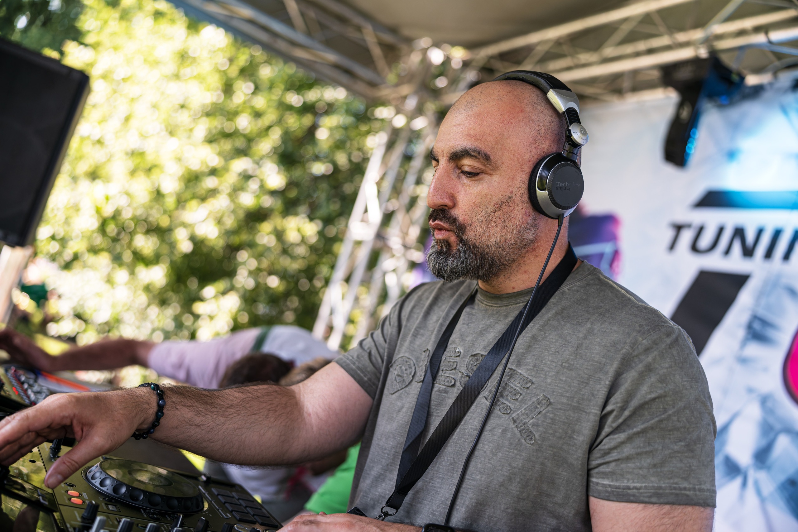 Tuning Open Fest 2025. Авто и мотоспорт — фотограф Антон Медведев iCoguar