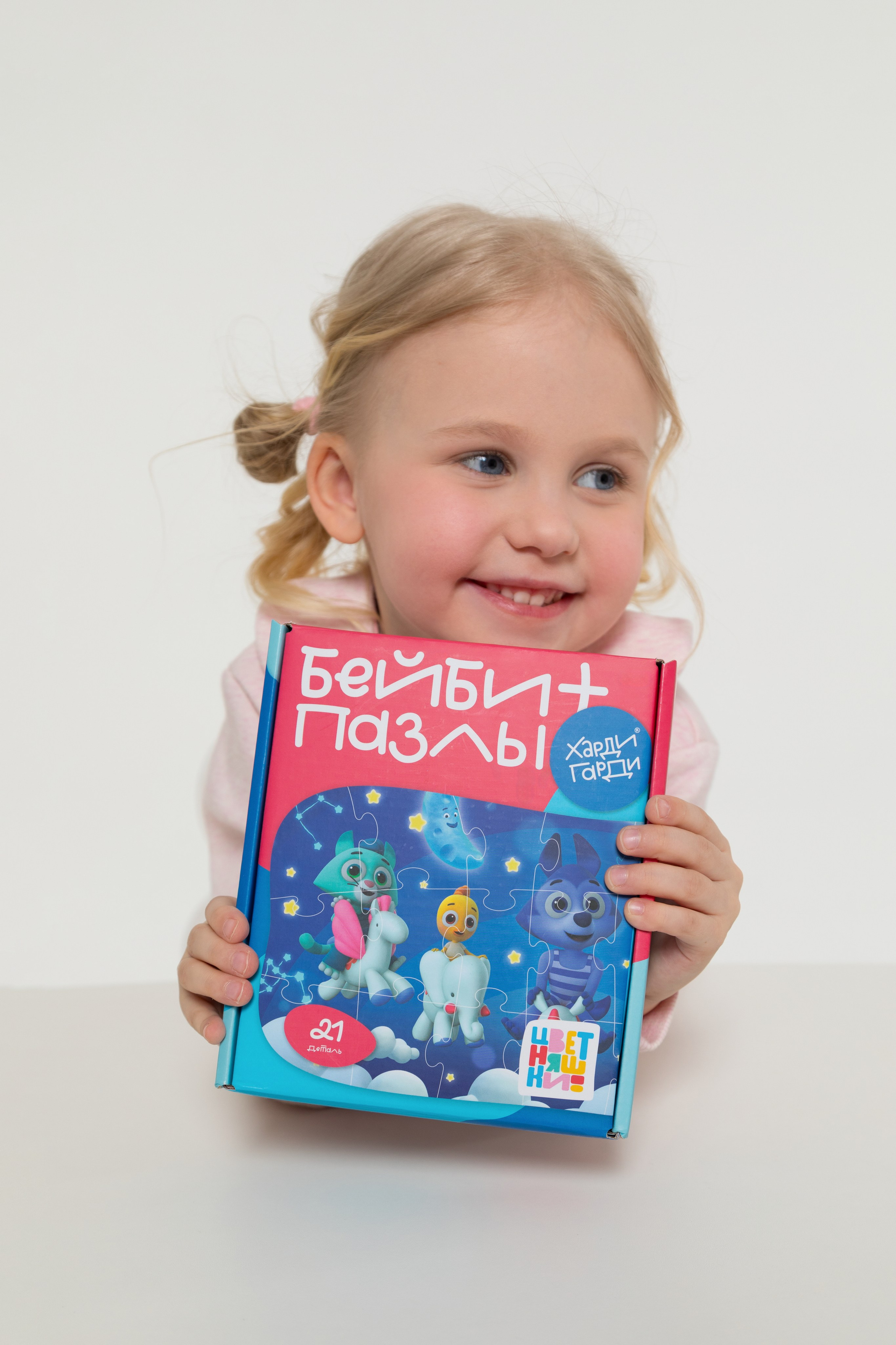Имиджевая и каталожная съёмка для бренда детских пазлов. Детский и контент фотограф Надя Волкова Санкт-Петербург