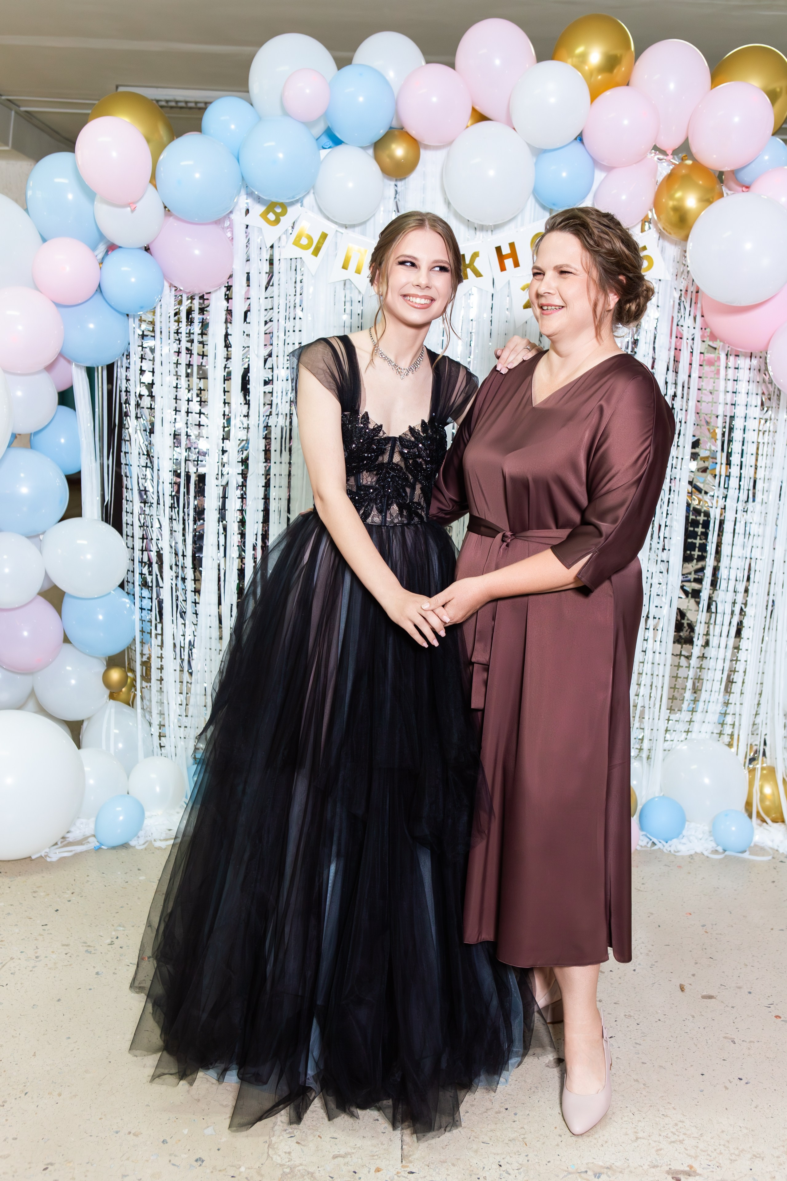 ФОТОСЕССИЯ С РОДИТЕЛЯМИ ВЫПУСКНОЙ 2025 9 ШКОЛА Г.МЦЕНСК. Профессиональный фотограф в Мценске и Орловской области