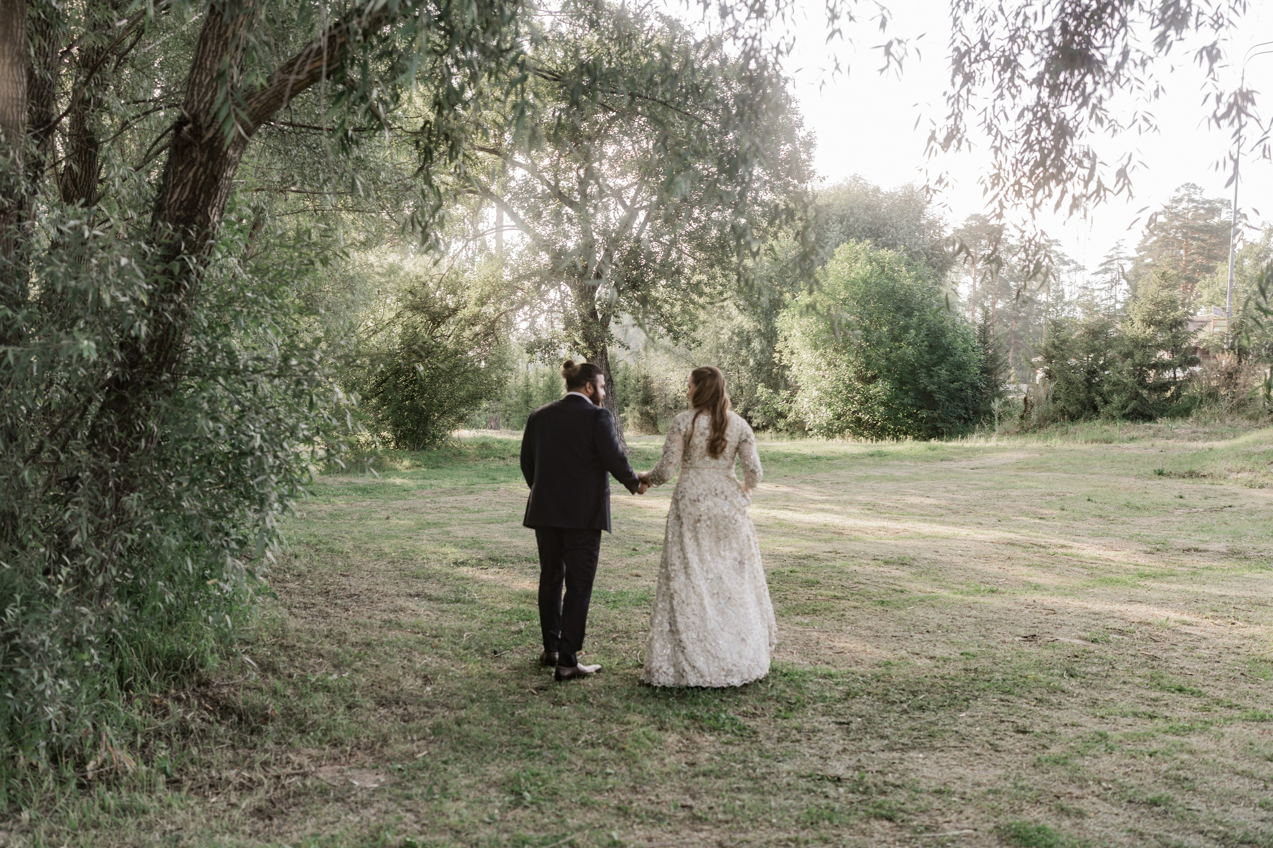 Свадьба Умар и Мила. Прогулка. Свадебный и индивидуальный фотограф Аля Мамакова