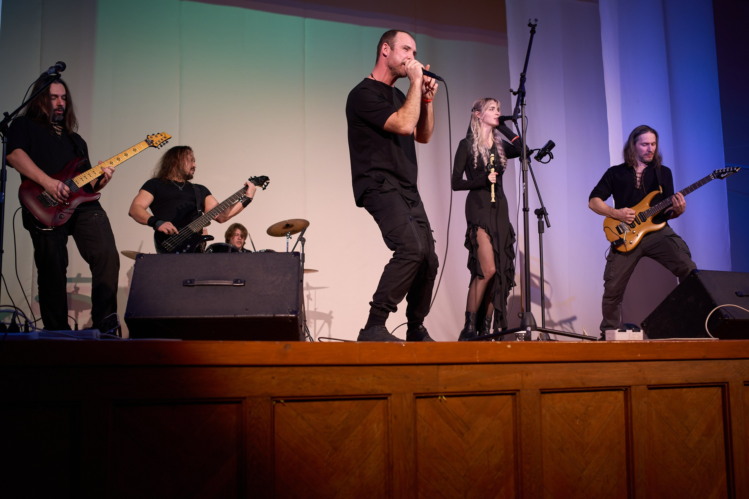 Мантикон V (2025). Фотографирует красивое Денис Горностаев