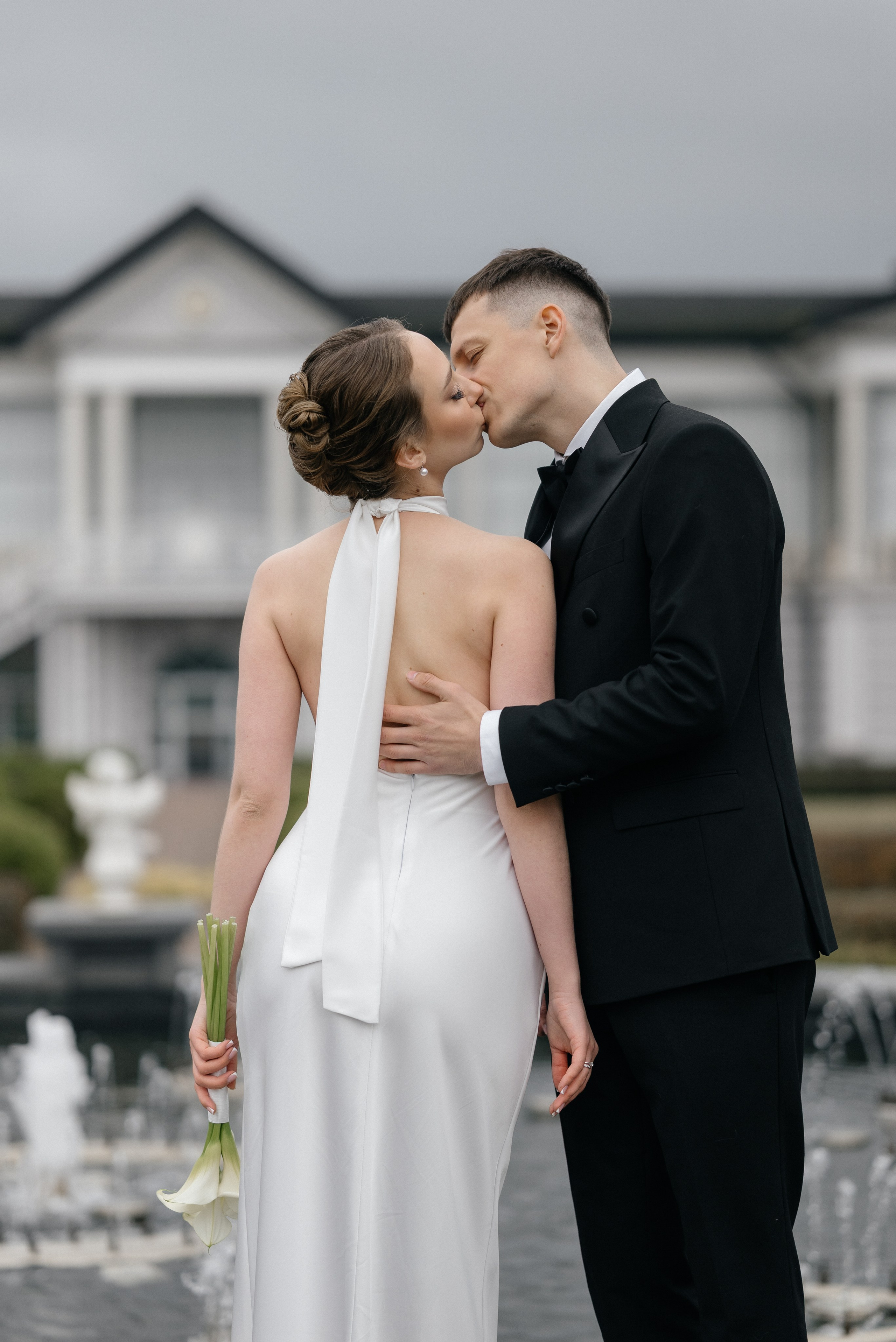 Wedding day in Martinique Bar. Wedding PHOTOGRAPHER Andrew Vnukov