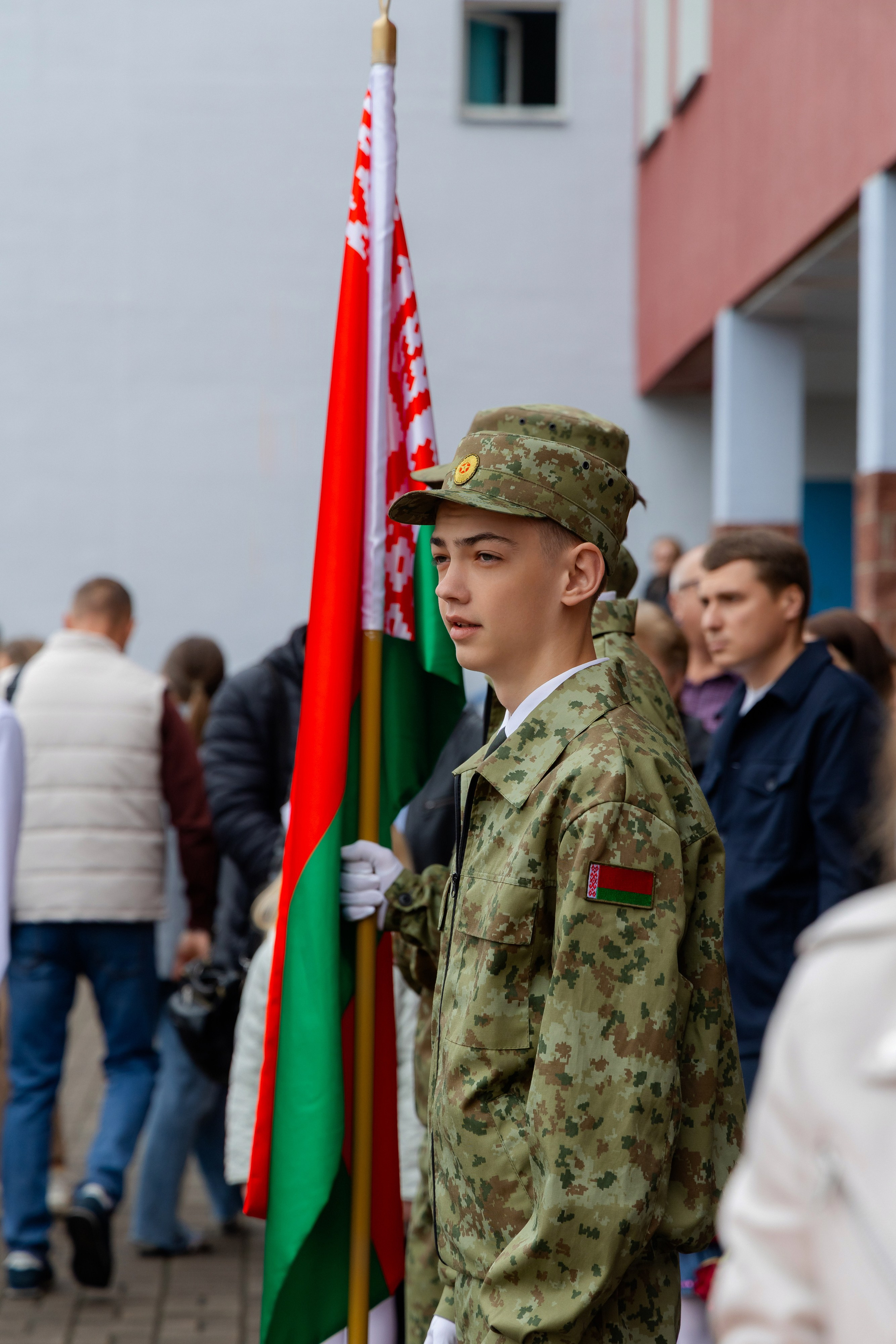 Последний звонок 2025 в Минске. Свадебный фотограф в Минске/Беларуси Сергей Спиридонов
