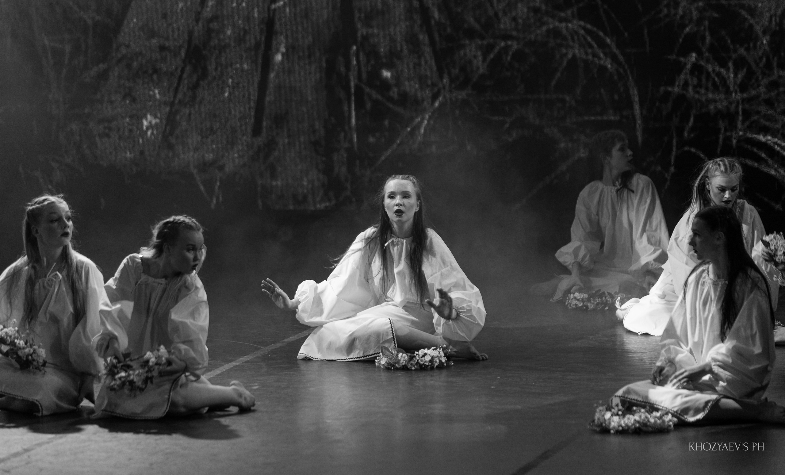 Отчетный концерт Ансамбля танца «Вольный Ветер». Фотограф в Нижнем Новгороде, Дзержинске Олеся Хозяева