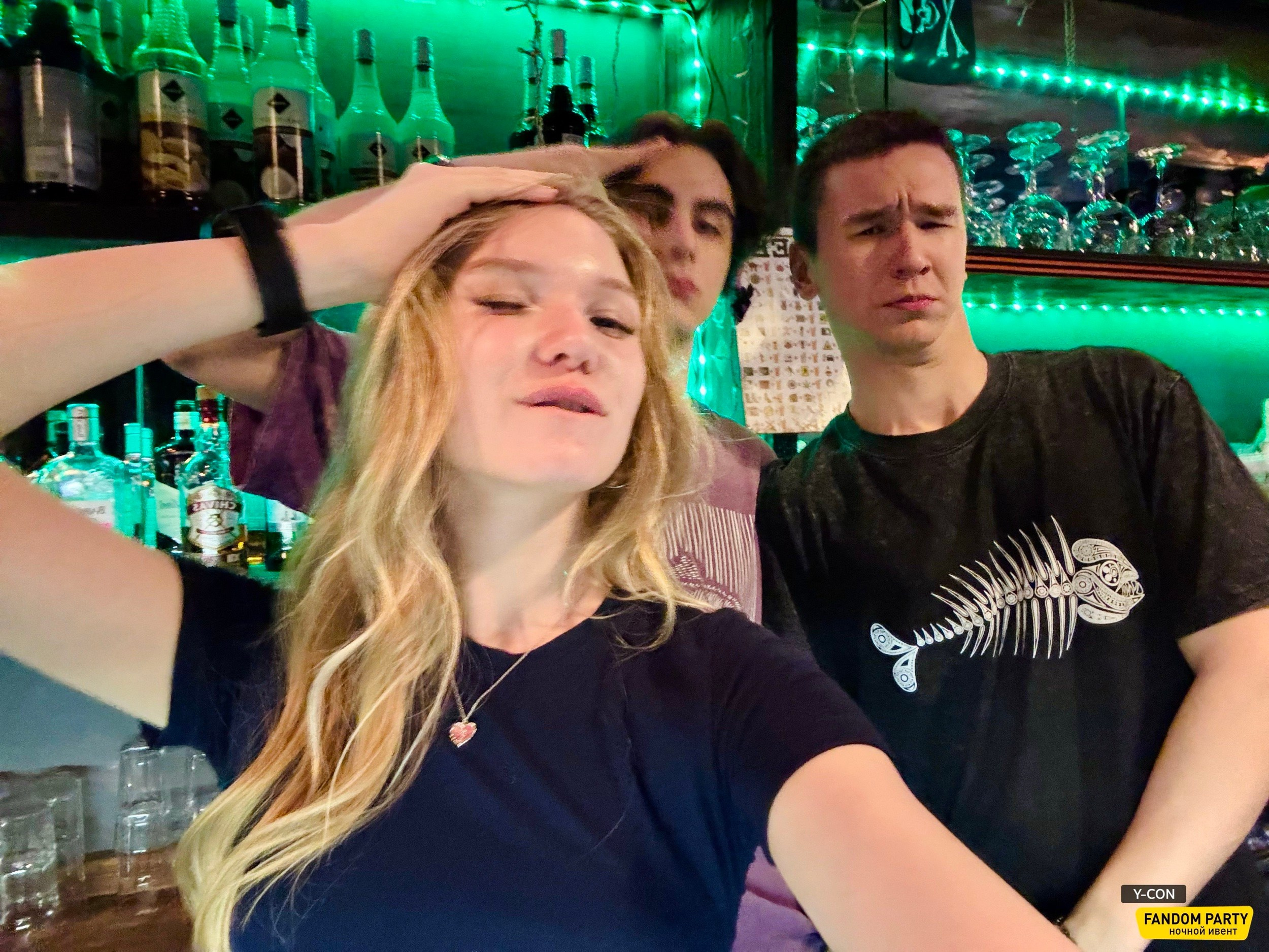 Fandom Party 18+ в Live Star Club 2025. Различные мероприятия и просто фотографии людей