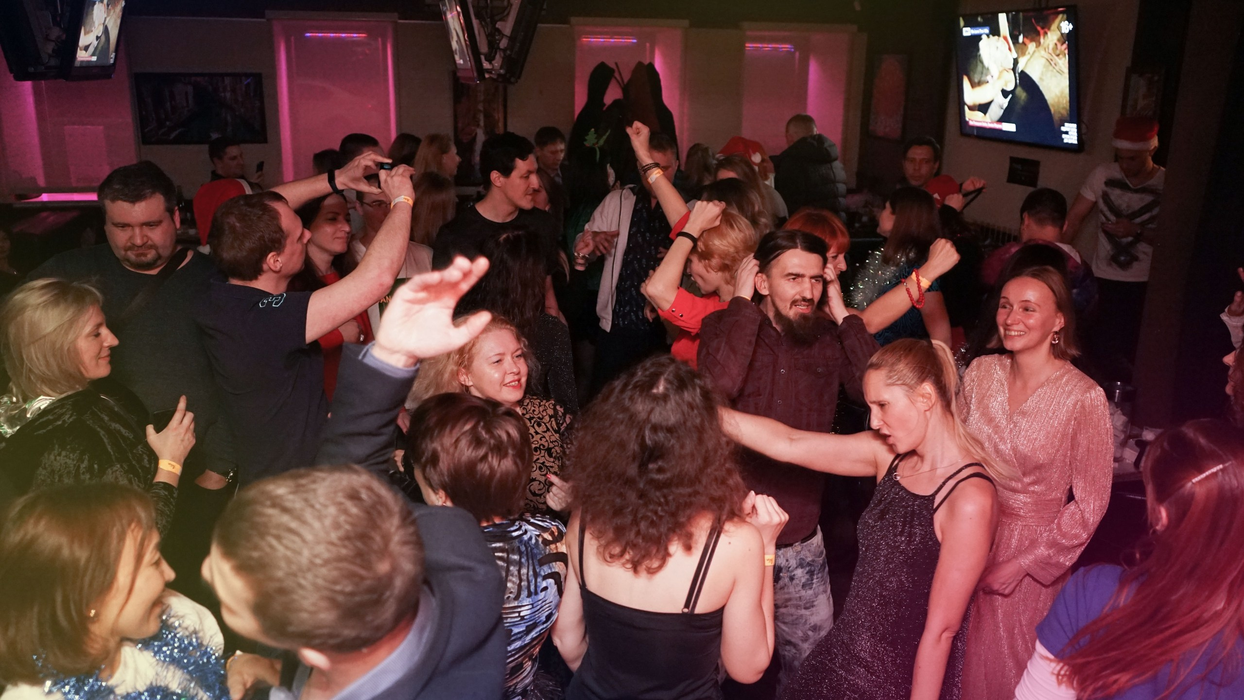 Клубная вечеринка «Новогодний корпоратив» | 26.12.2020. Галерея Фантим