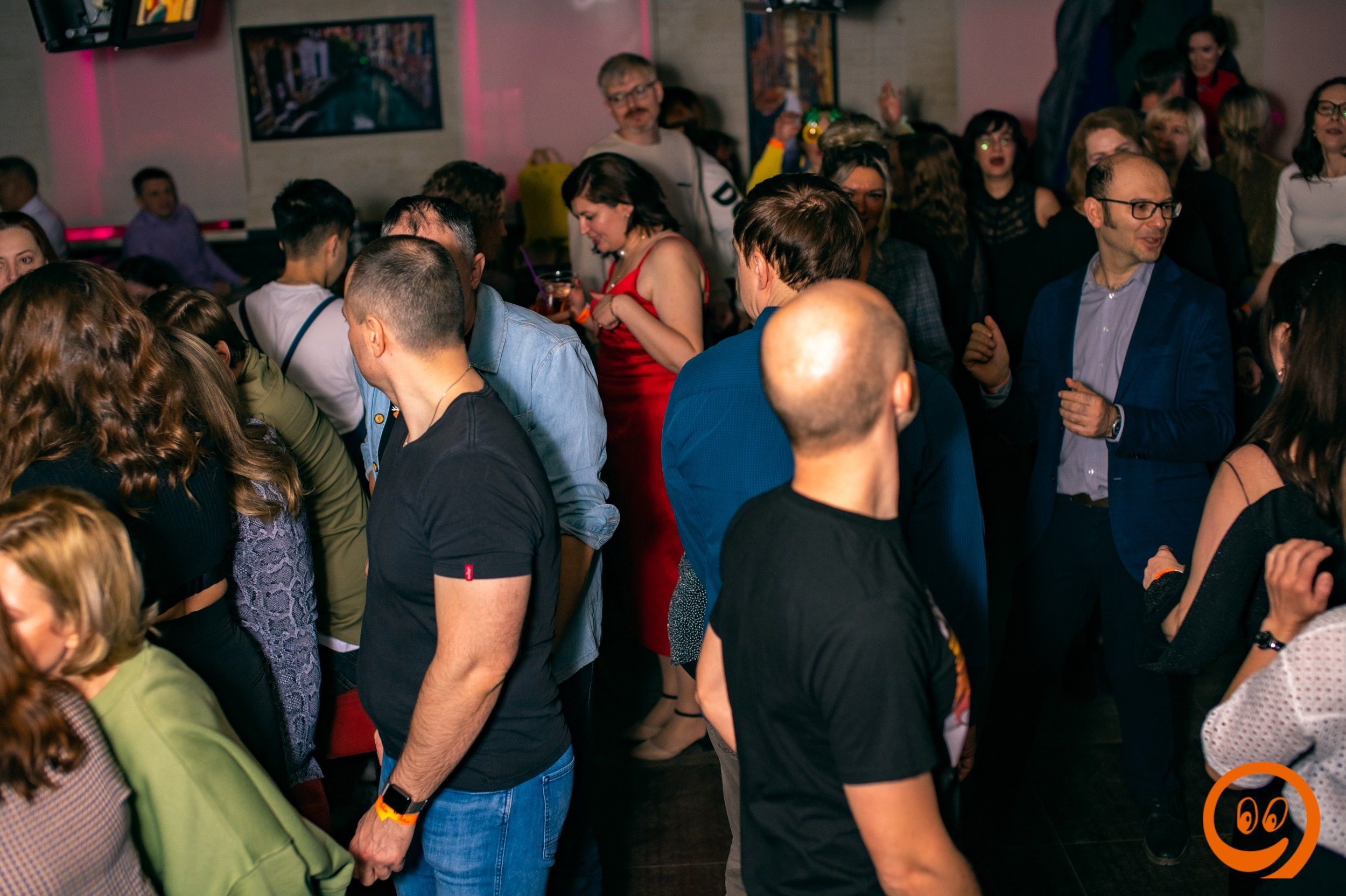 Скоро весна, скоро весна… Клубная вечеринка | 22.02.2025. Галерея Фантим