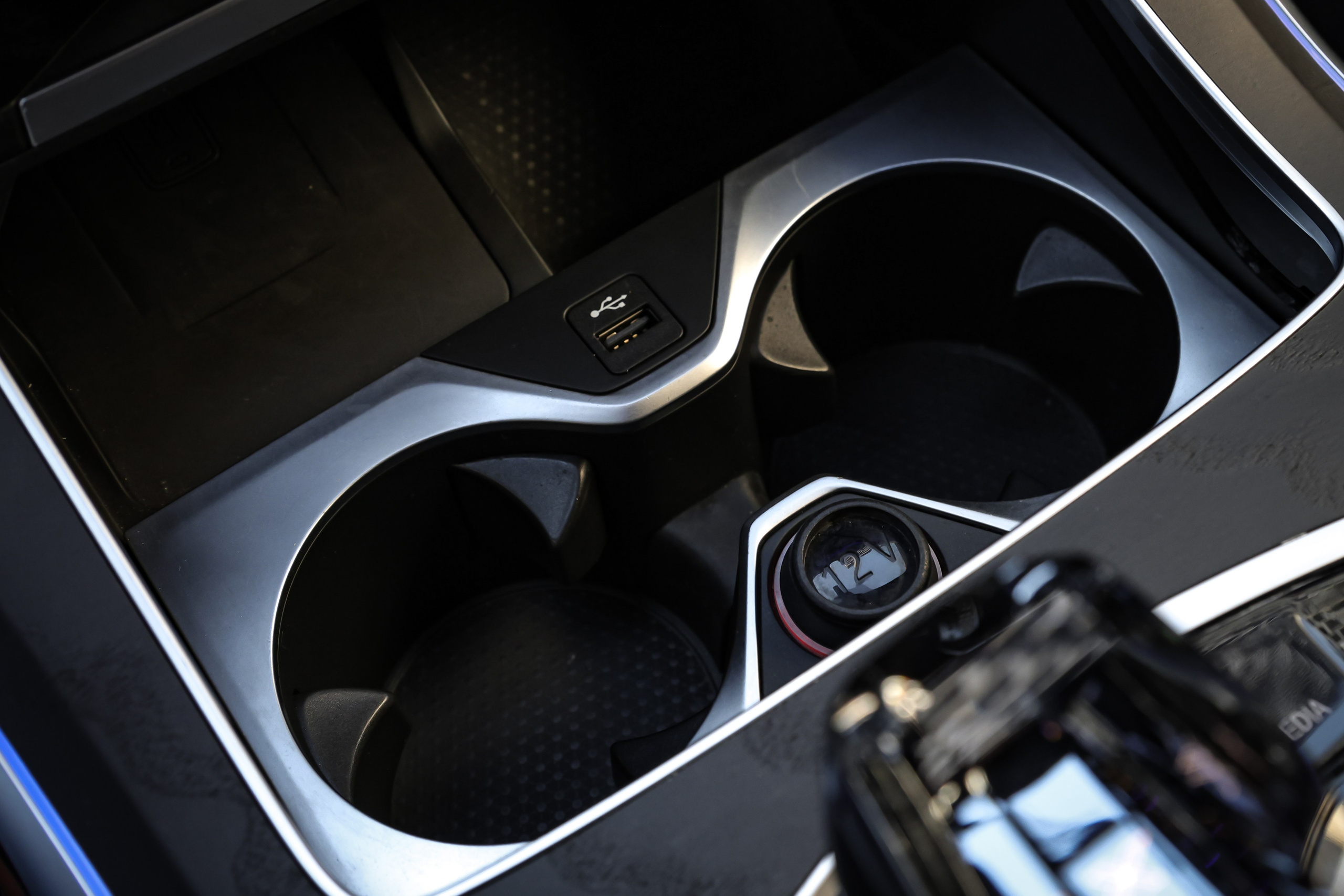 2020 BMW X7 XDrive 40i. Mixturecaptures