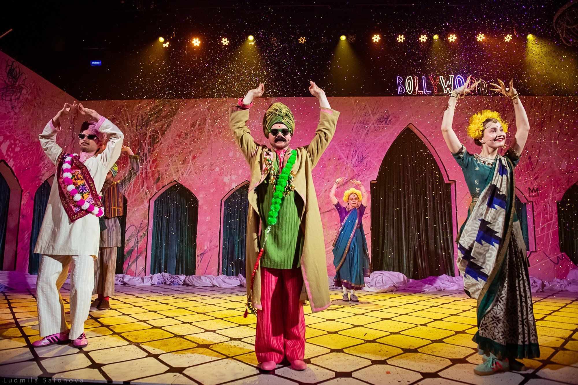 МХТ им. Чехова. Морж, учитель и поэт. Lucytheatre