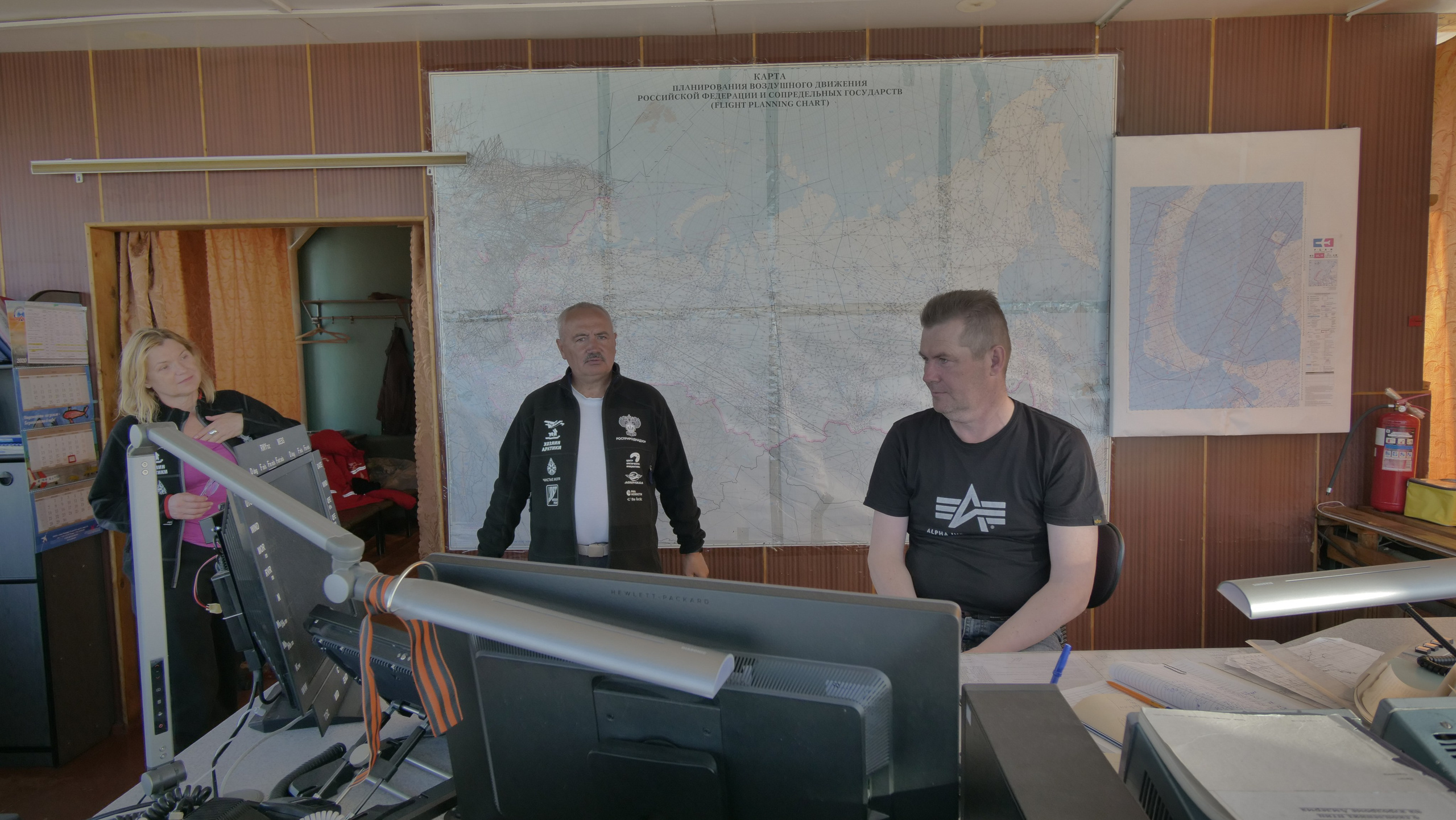 Амдерма — наука (2020 г.). Фотоальбом показывающий увлекательный мир авиации и мир медведей Андрея Иванова