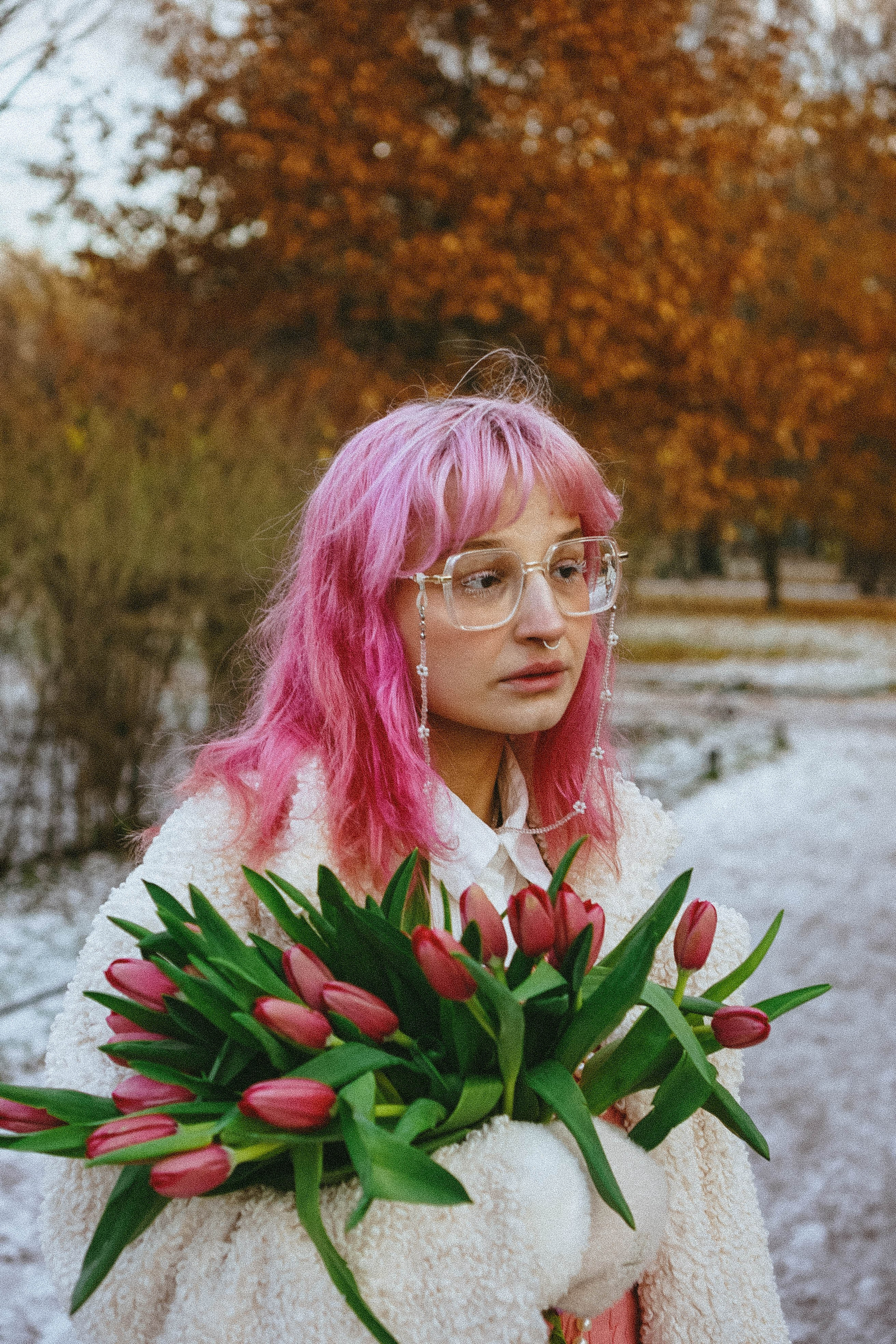 Прогулочная фотосессия с тюльпанами. Профессиональный фотограф, Санкт-Петербург — Виктория Богомолова