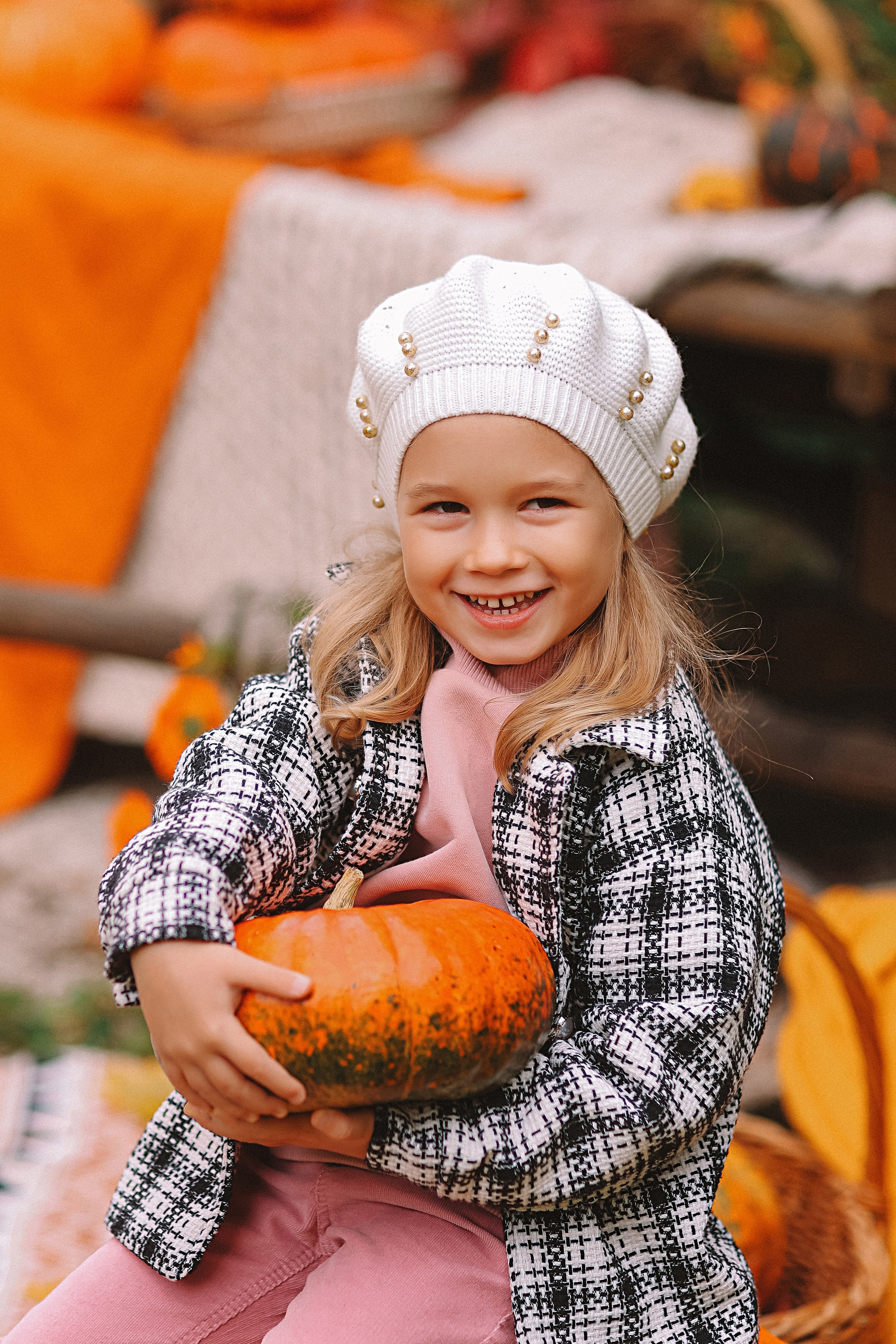 Тыквы. Семейный фотограф Тюмень, фотограф на роды Салмина Мария