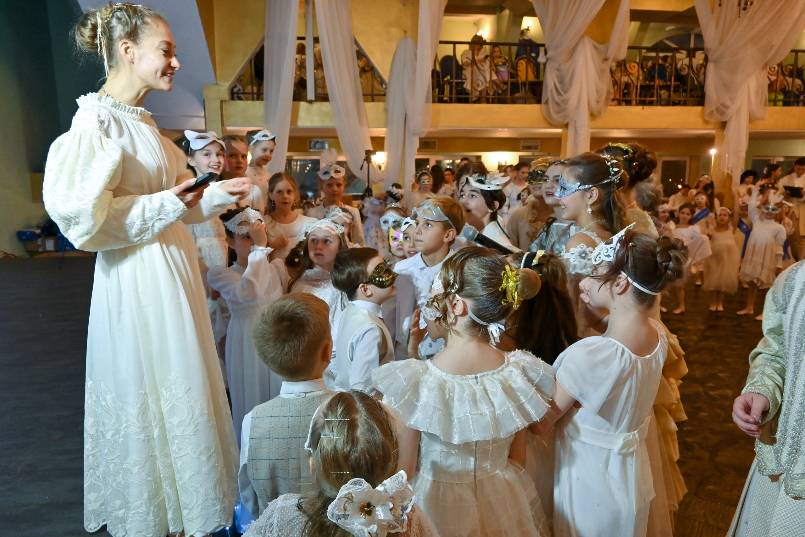 Белый бал-маскарад в Измайлово 24.12.2023. Профессиональный фотограф в Москве Алёна Котова