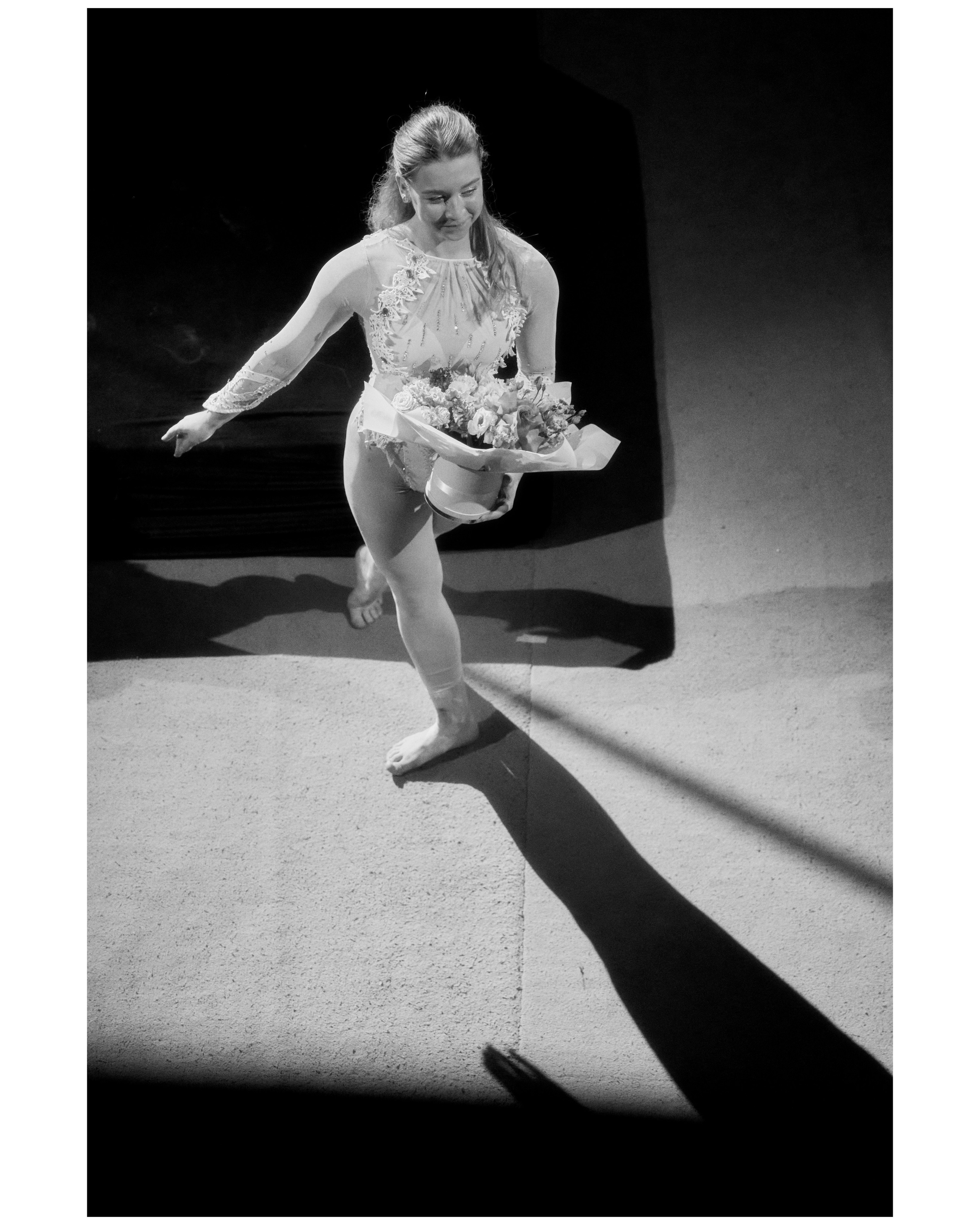 CIRCUS SCHOOL. ANNA — PHOTOGRAPHER
