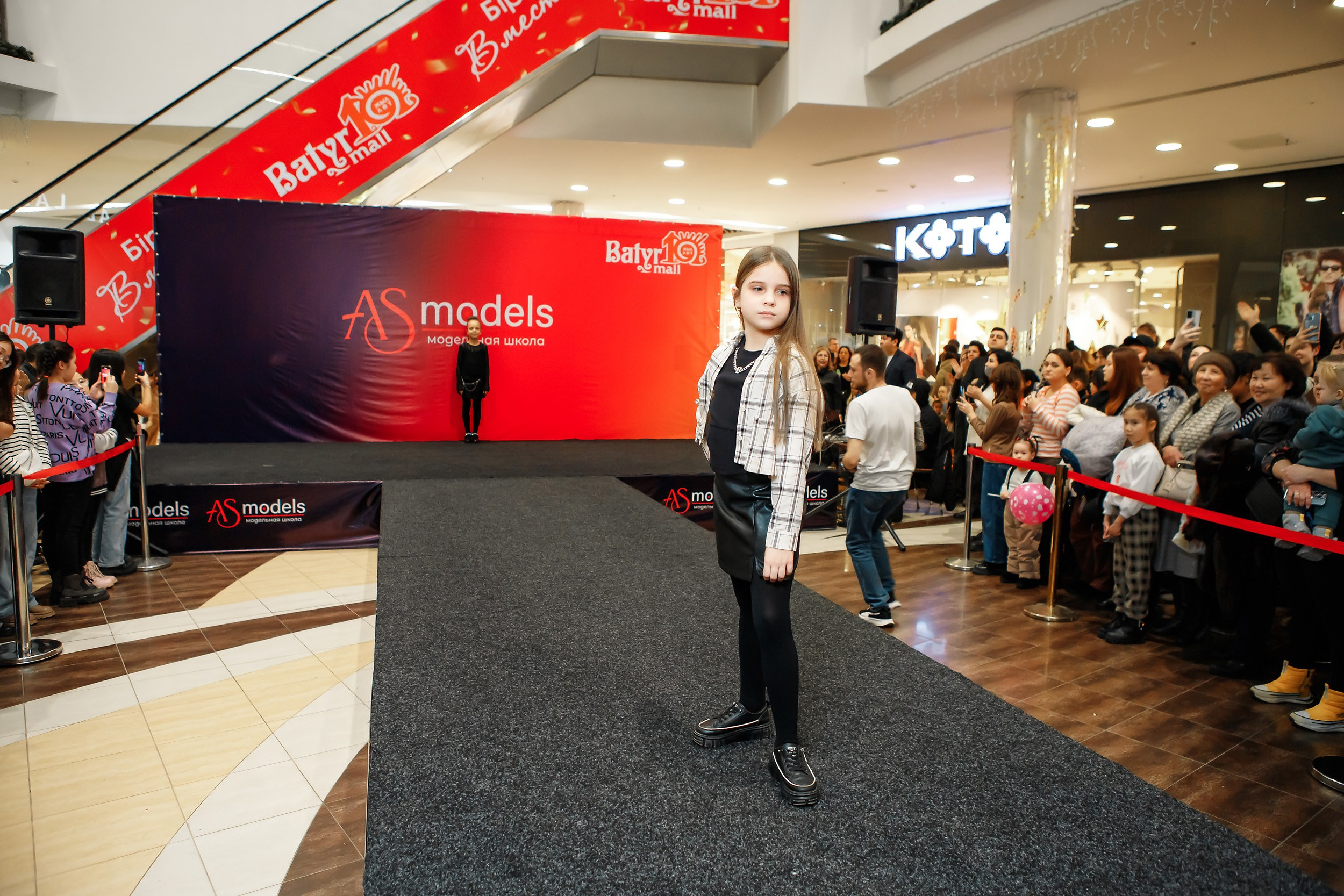 Fashion Show модельной школы AS Models. Кипятком Павлодар