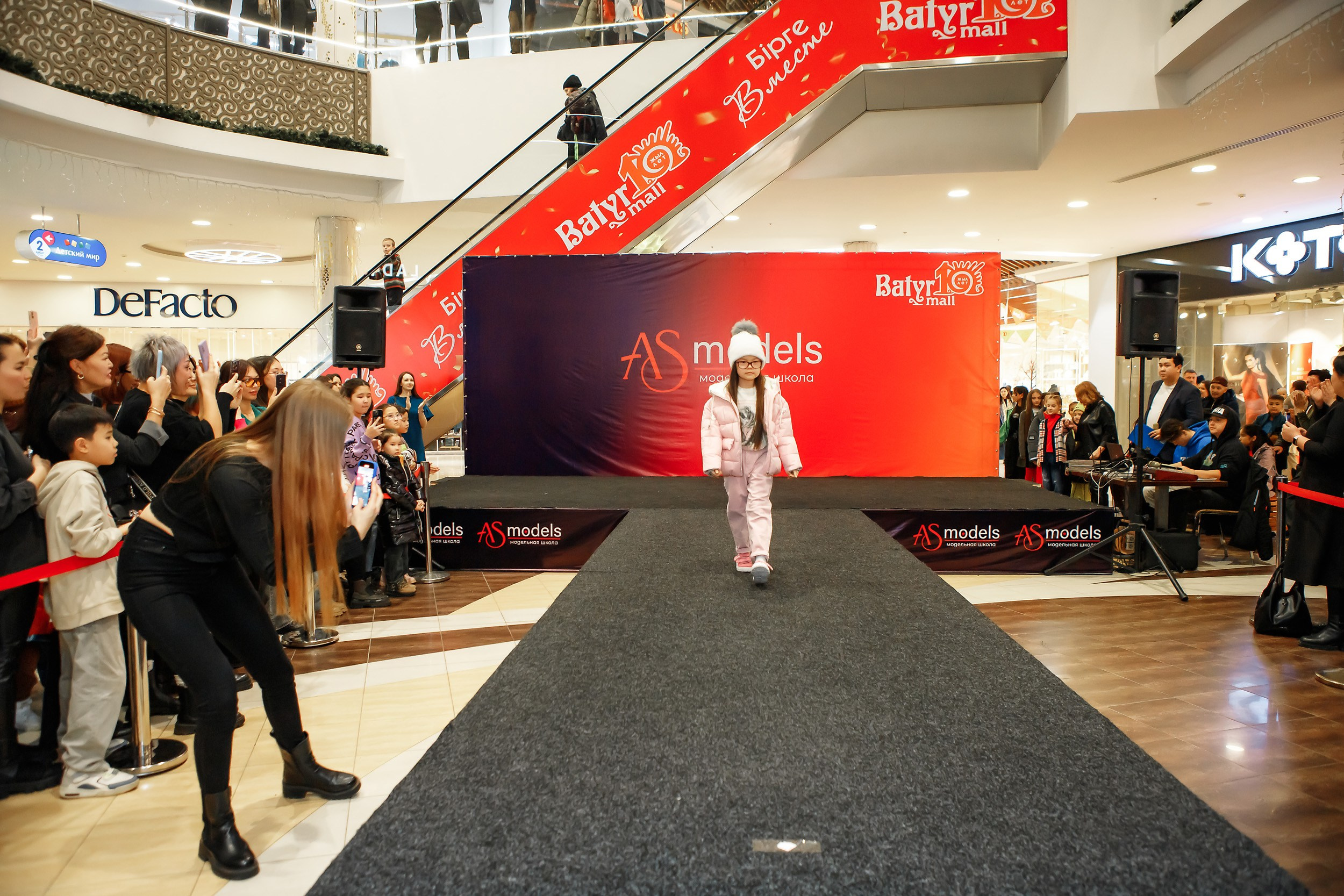 Fashion Show модельной школы AS Models. Кипятком Павлодар