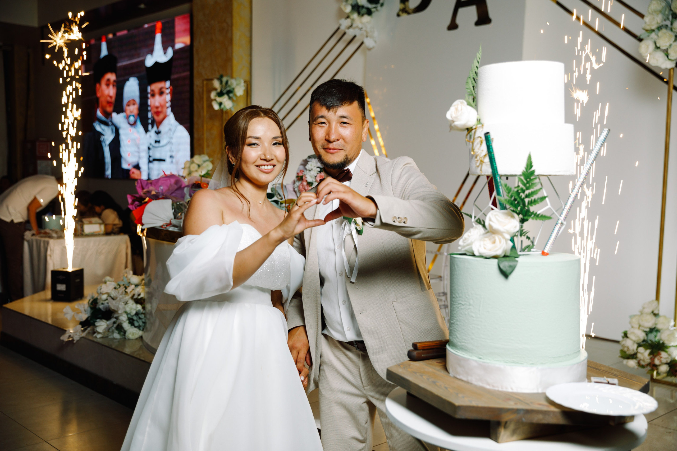 Свадебный фотограф в Кызыле Арсен Сат