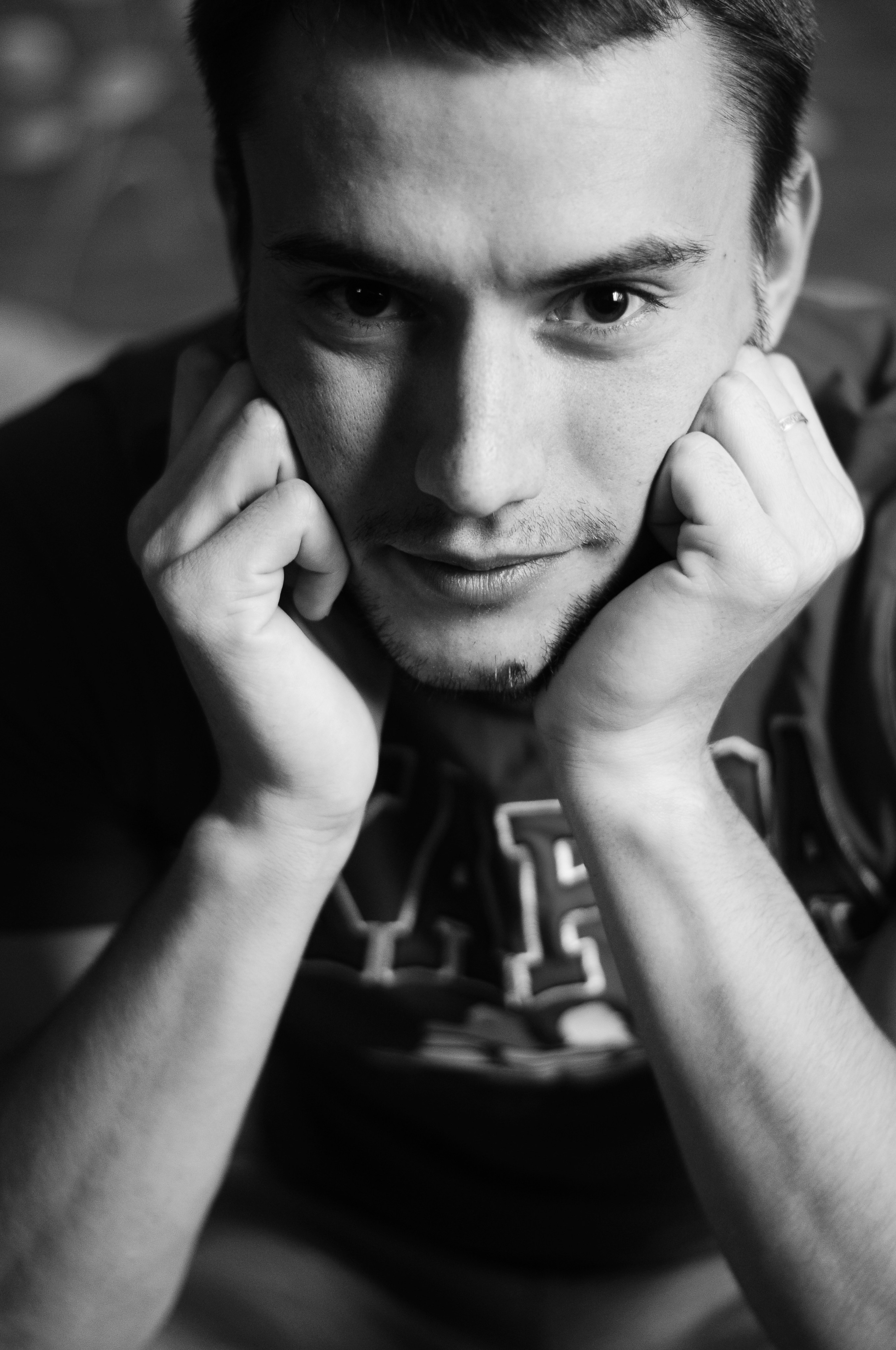 Нестудийные портреты. Спортивный фотограф, фотожурналист Павел Ларькин