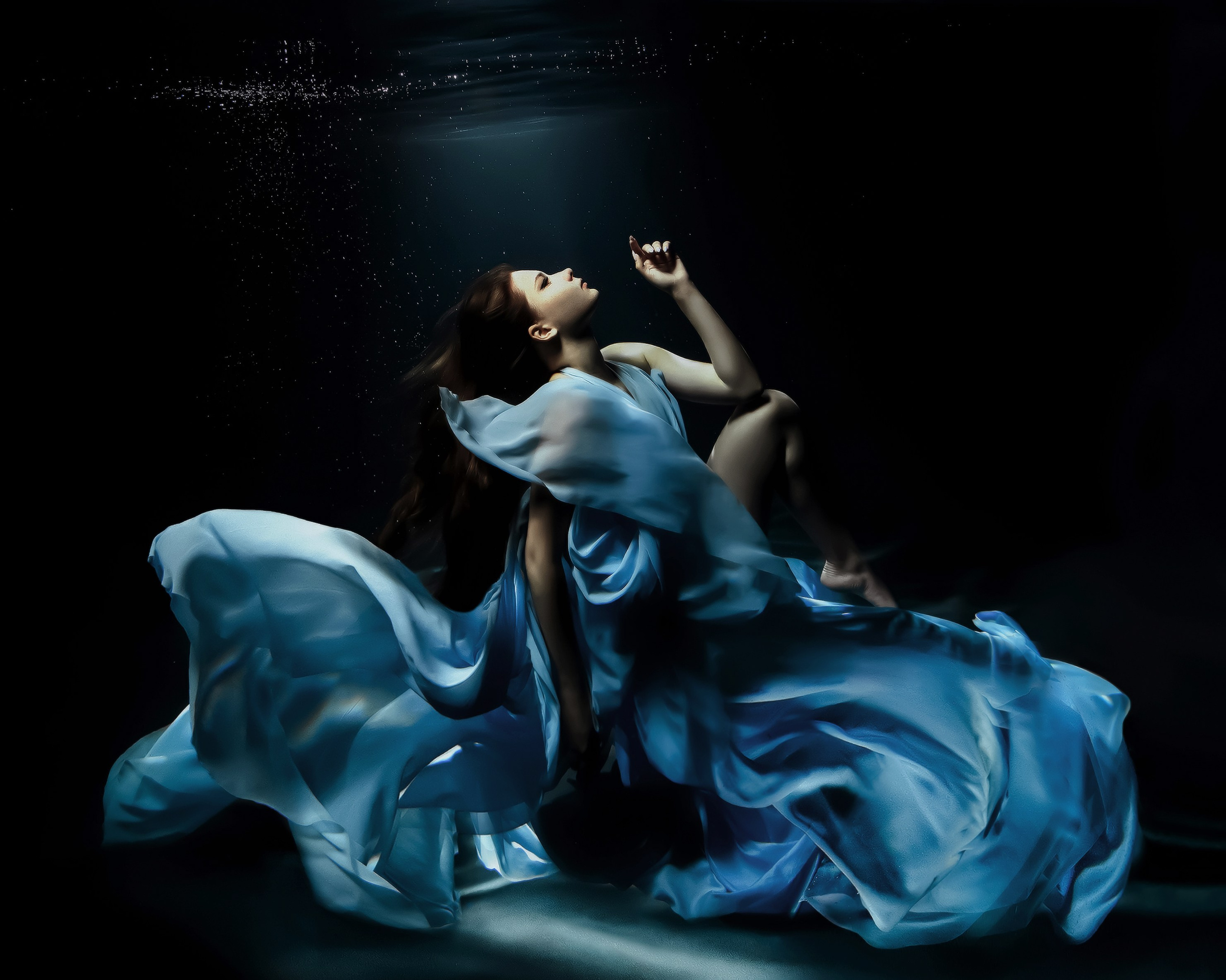 голубая вода