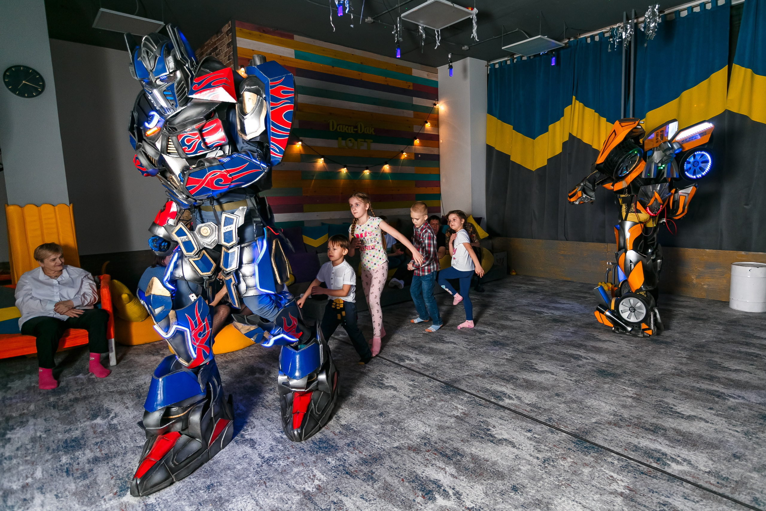 Лофт ДАКИ ДАК\ детский ДР. Фотограф в  г. Новосибирск