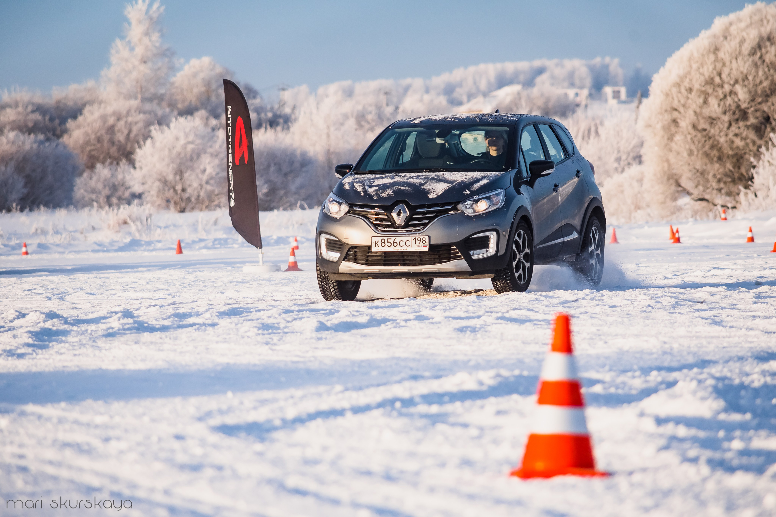 Контраварийная практика вождения автомобиля. Мотофотограф в Санкт-Петербурге Мария Скурская