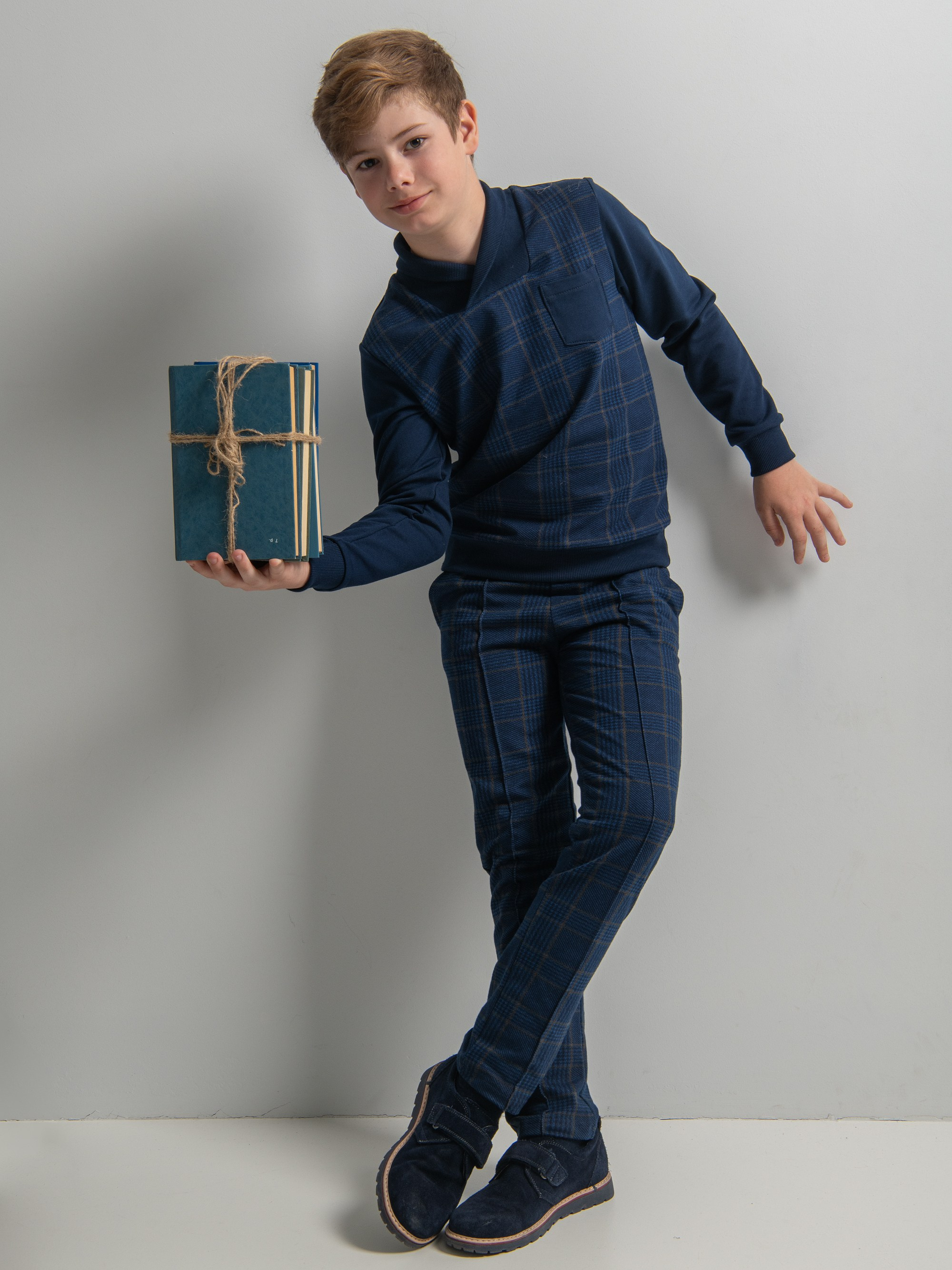 Для Wildberries, Ozon, СберМегамаркет, Авито и других маркетплейсов. Фотосъёмка интерьеров и архитектуры гостиниц, промышленная съёмка