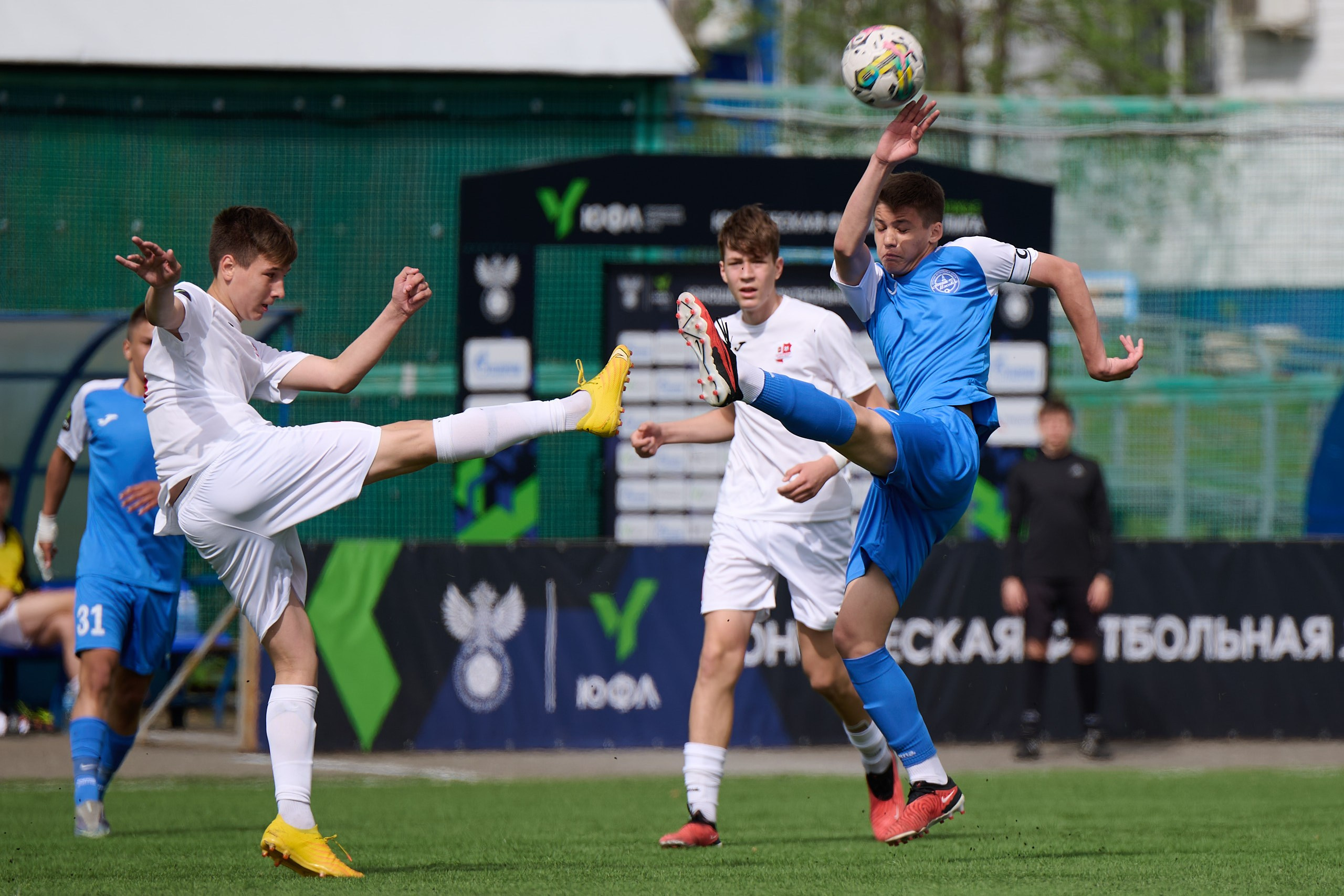 1 тур ЮФЛ Приволжье 2024. «Зенит-Ижевск» — «Челябинск-ОСШ». Спортивный репортажный фотограф в Ижевске Сергей Мерзляков
