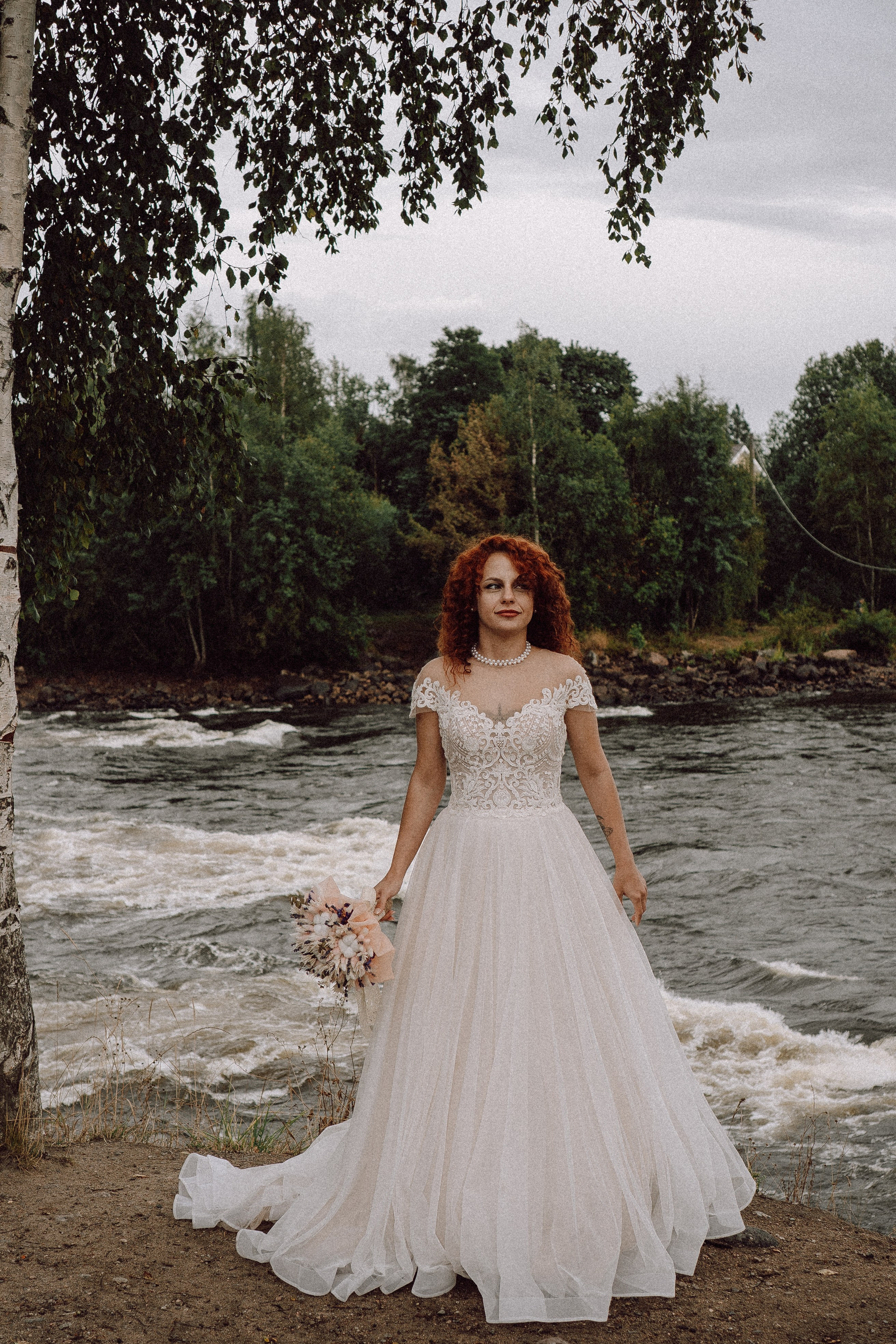 СВАДЕБНАЯ ФОТОСЕССИИЯ ПАРЫ В ГОРОДЕ ПРИОЗЕРСК В СОСНОВОМ ЛЕСУ И С ПИКАПОМ. Профессиональный фотограф, Санкт-Петербург — Виктория Богомолова
