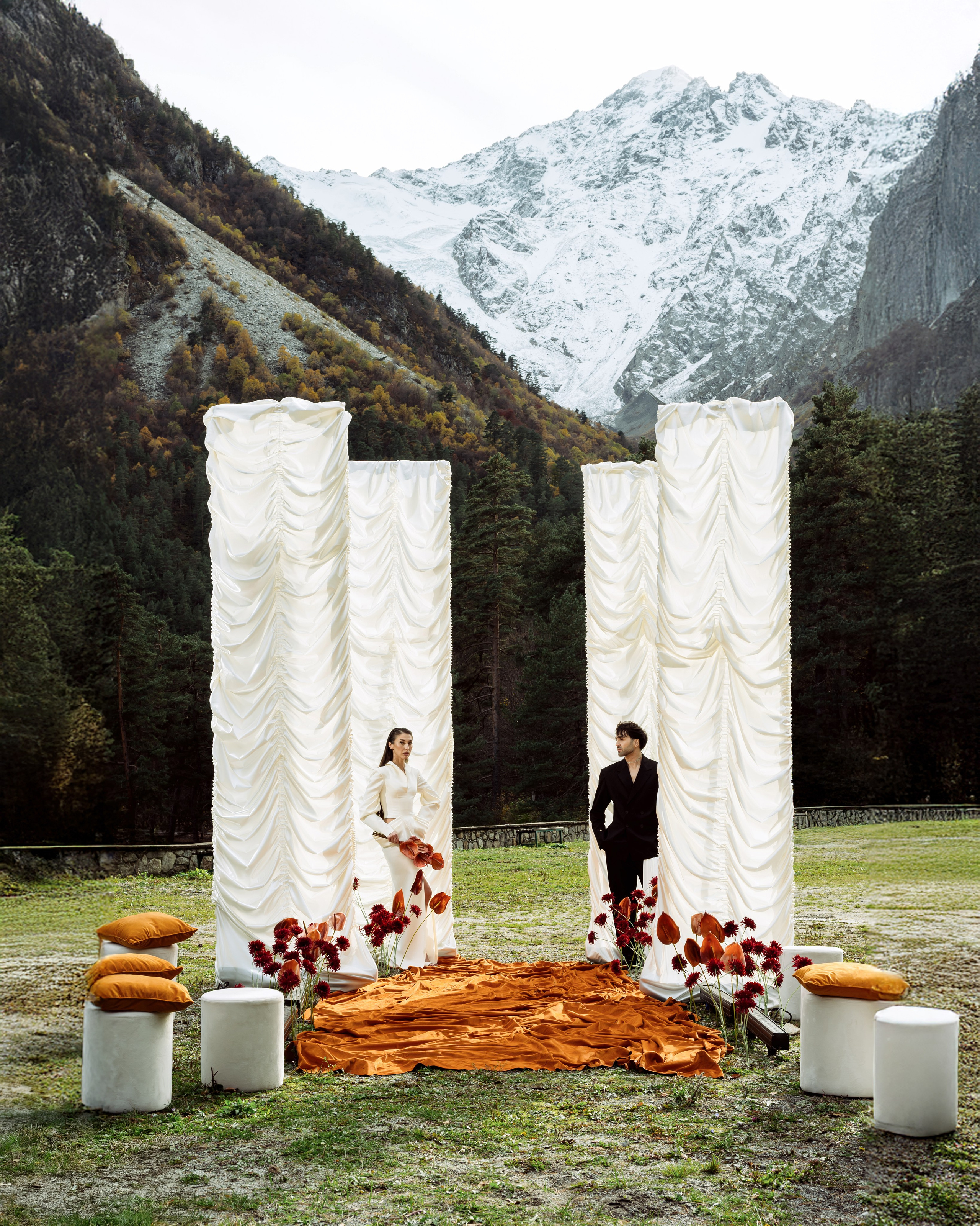 S & E. Главная