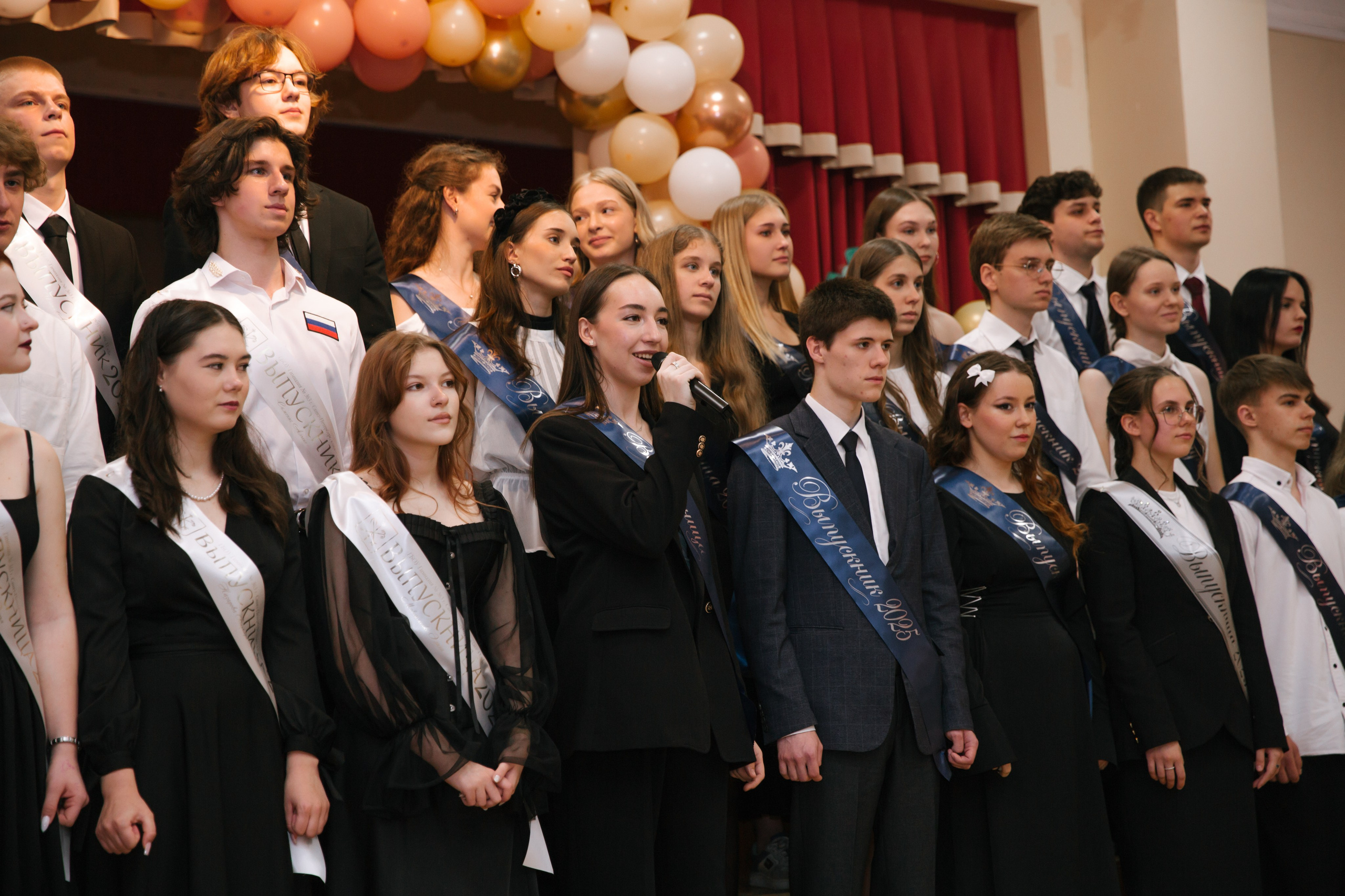 Последний Звонок — 9 класс. Портретный и репортажный фотограф в Санкт-Петербурге Елизавета Я