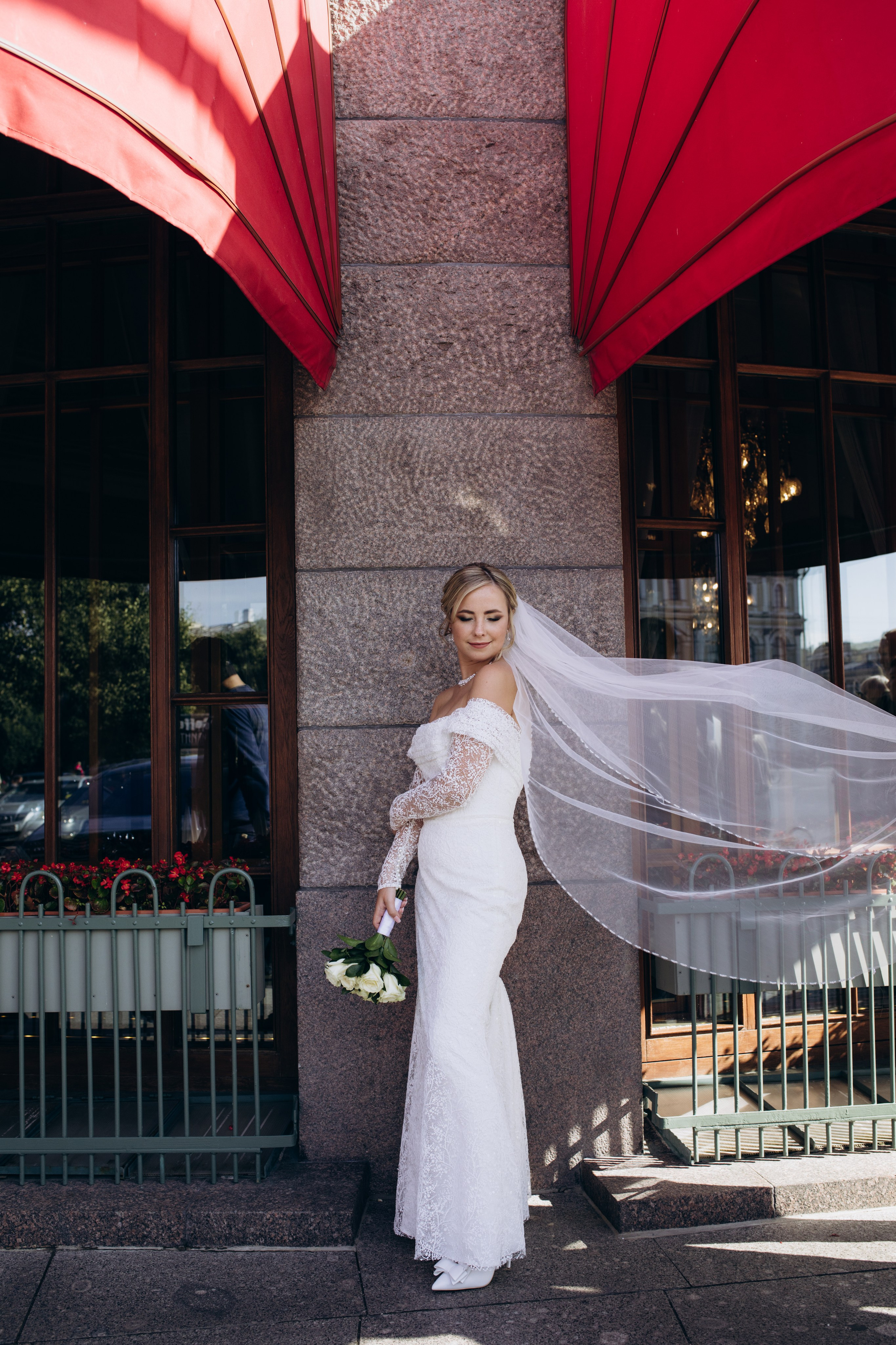 Свадебная регистрация в Загсе на Английской Набережной в Санкт-Петербурге. Фотограф в Санкт-Петербурге Разиля Идиятуллина