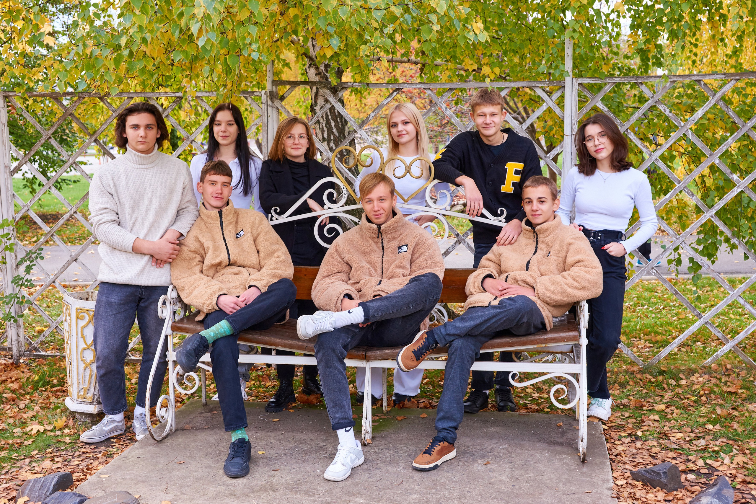 9 класс. Осень в парке. 2022. Childrenfoto.ru