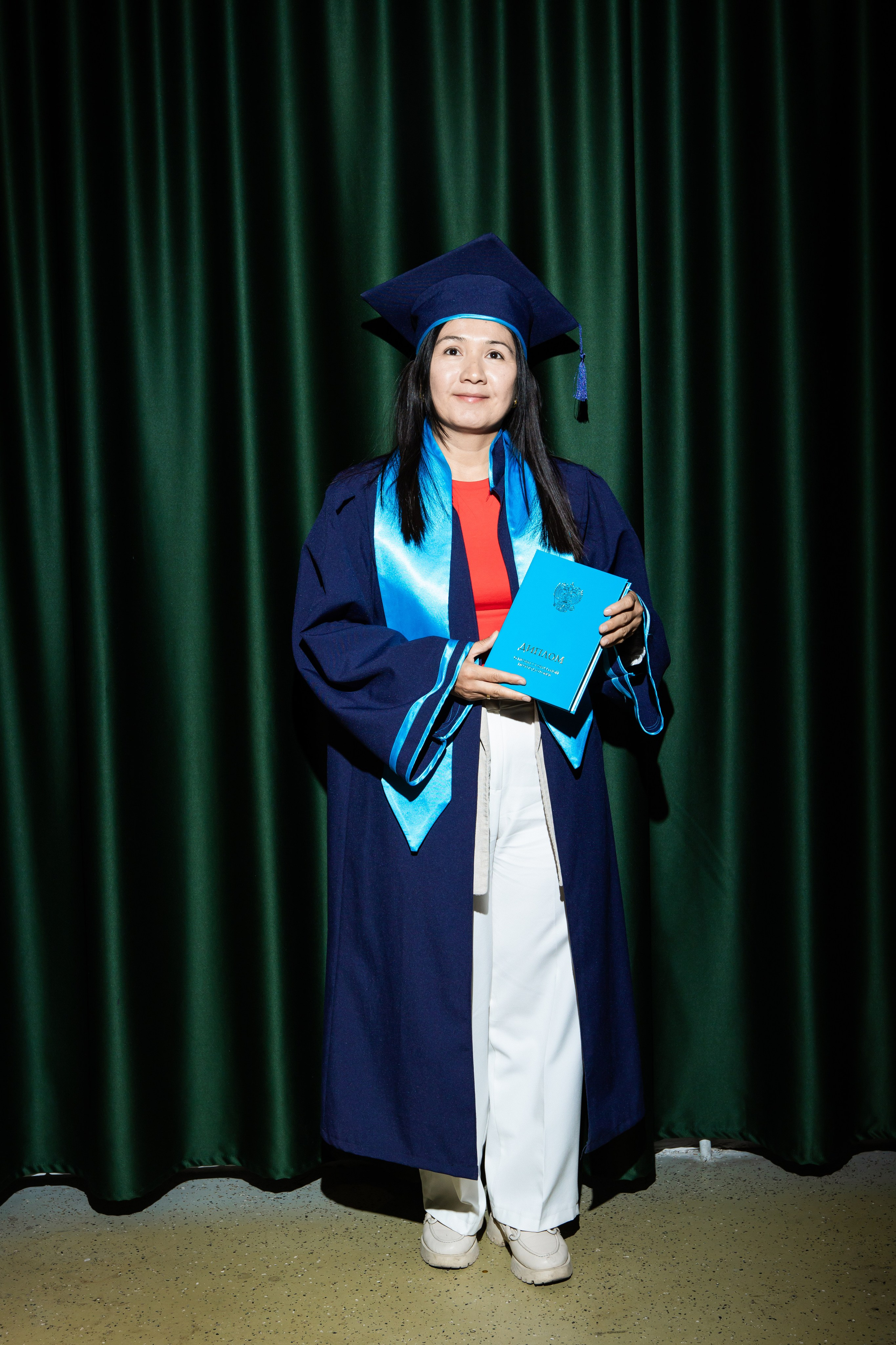 Couch. Свадебный и студийный фотограф в Алматы Ильяс Кырбаев