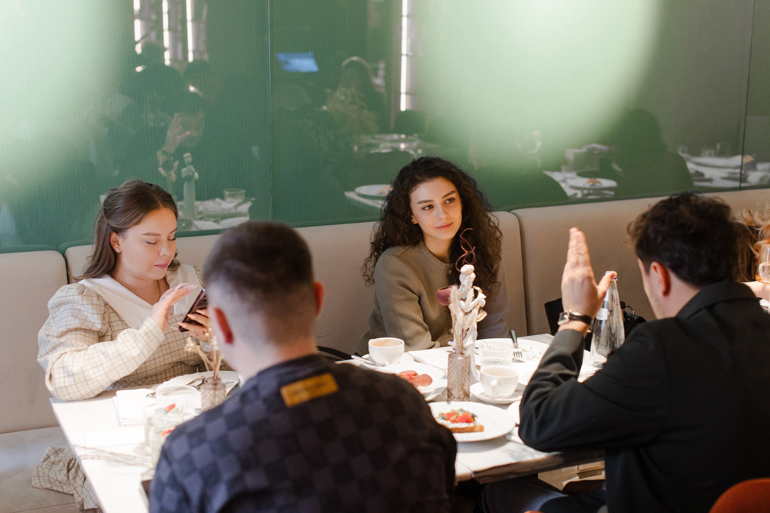 Бизнес-завтрак Wink. Алексей Дьяков. Photo • Video • Event