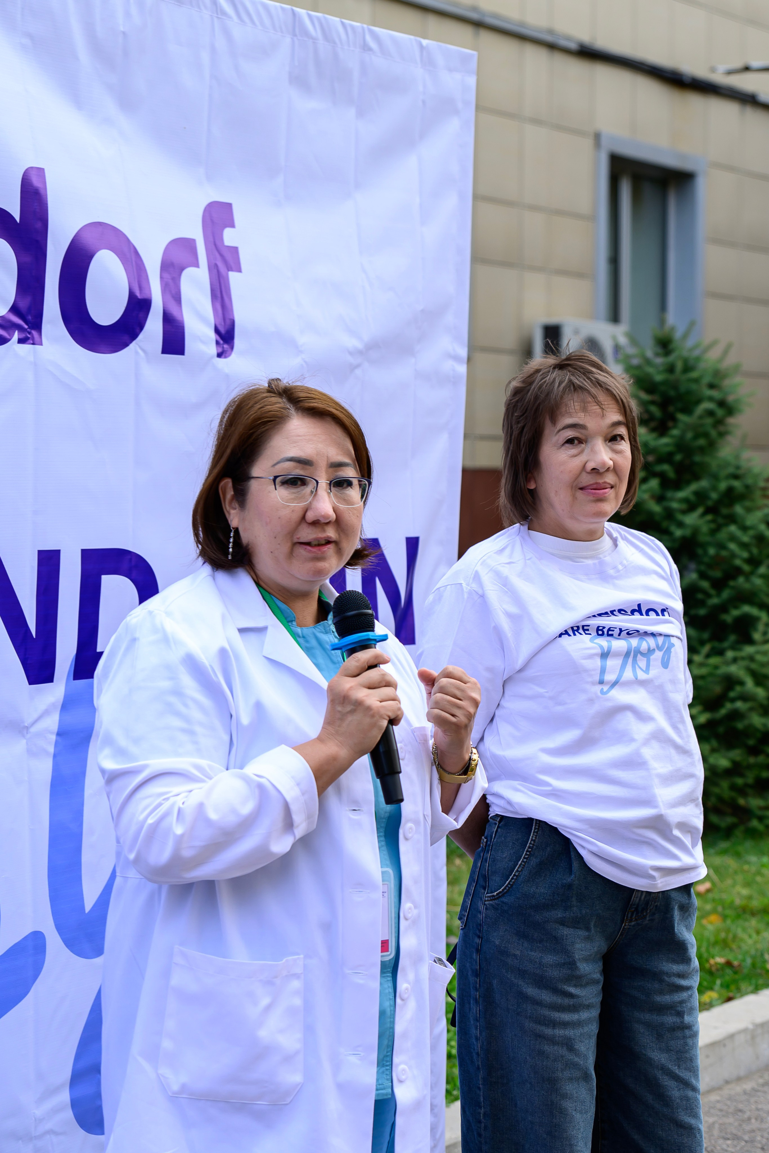 Фотосъемка мероприятия Благотворительная акция «Центре Педиатрии» Care Beyond Skin Day. Фотограф в Алматы Егор Поленов