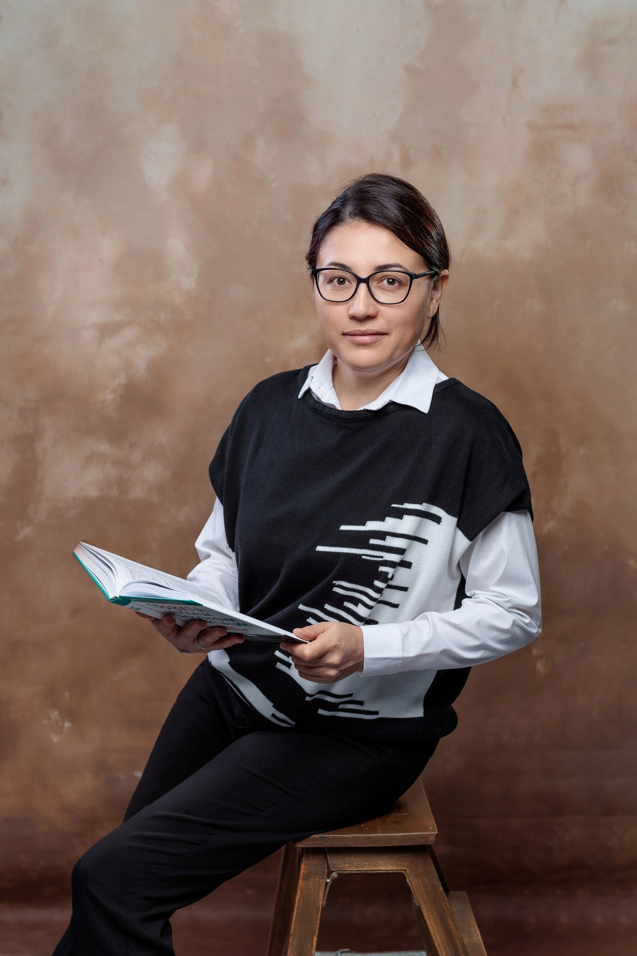 УЧИТЕЛЯ. Выпускные альбомы, школьные фотографии, детский сад, Москва и Московская область