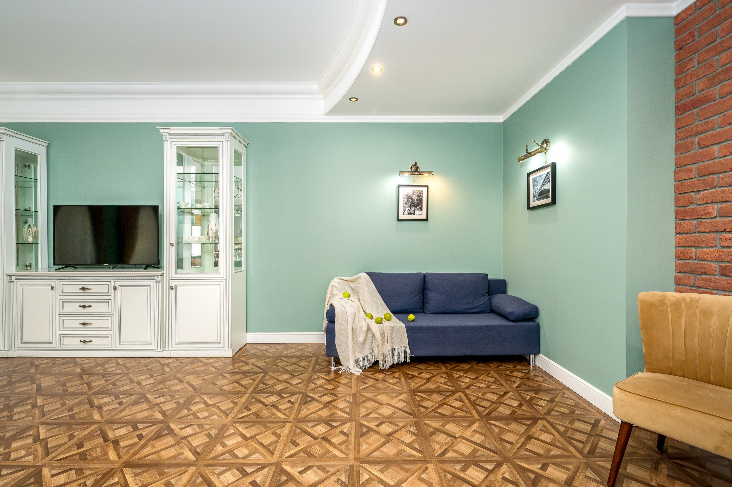 Квартира под посуточную аренду на Ул. Казанской в СПб. Интерьерный фотограф. Фото- видеосъемка недвижимости Санкт-Петербург