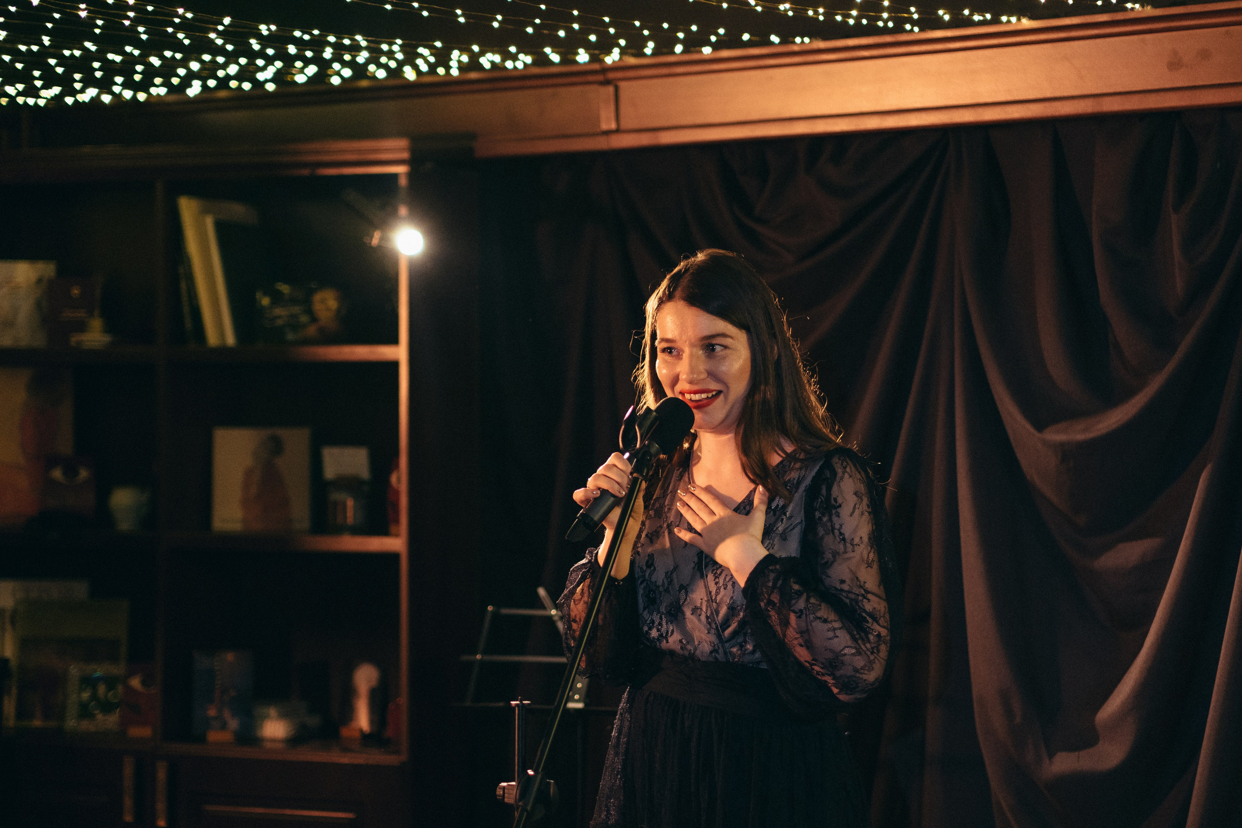 Поэтические встречи «Уютные чтения». Репортажный фотограф в Сочи Екатерина Вежливцева