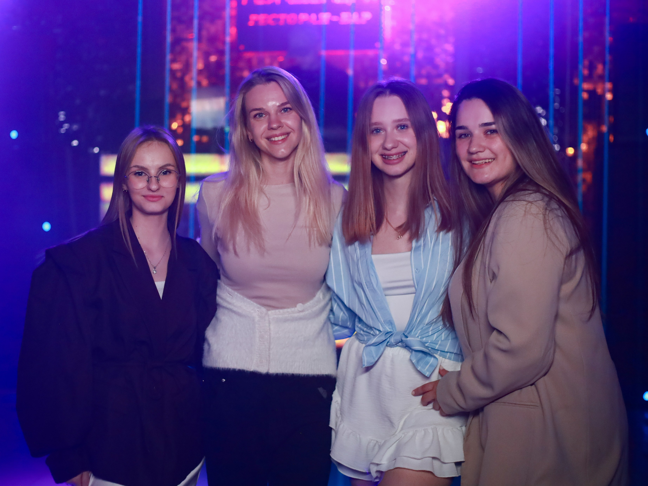 Клуб Резиденция лучшее. Контакты