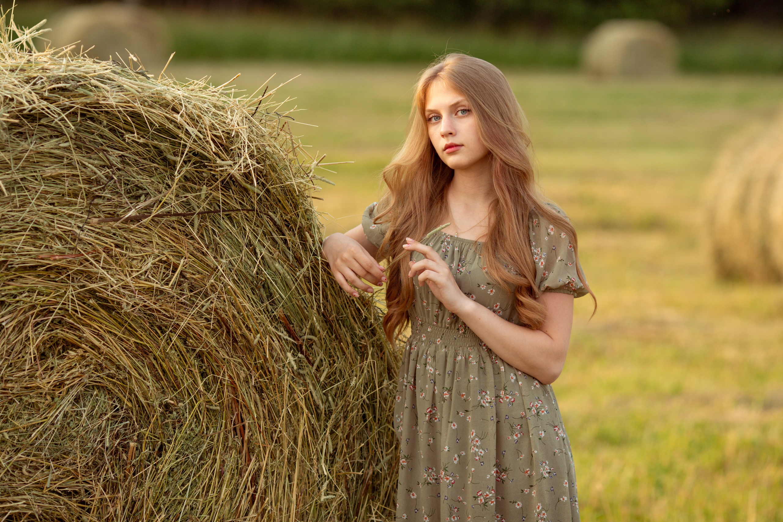 Вика. Фотограф Антонина Свешникова. ВЫПУСКНЫЕ ФОТОКНИГИ для детских садов и школ. Москва, Владимир