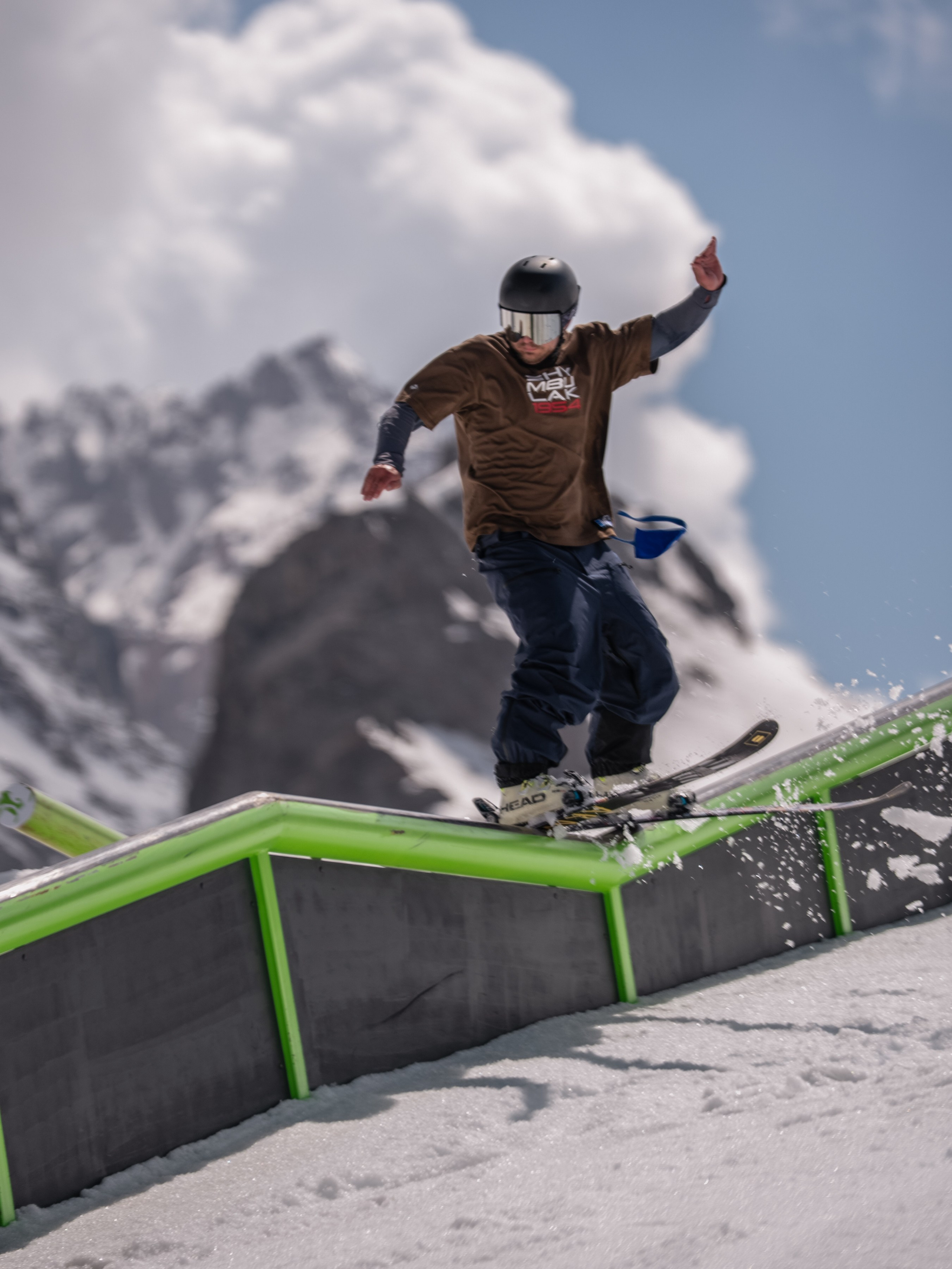 Gorilla IMBA CAMP 2026. Сайт Алматинского НЮ АРТ, будуар и фэшн фотографа Дениса Карпенко